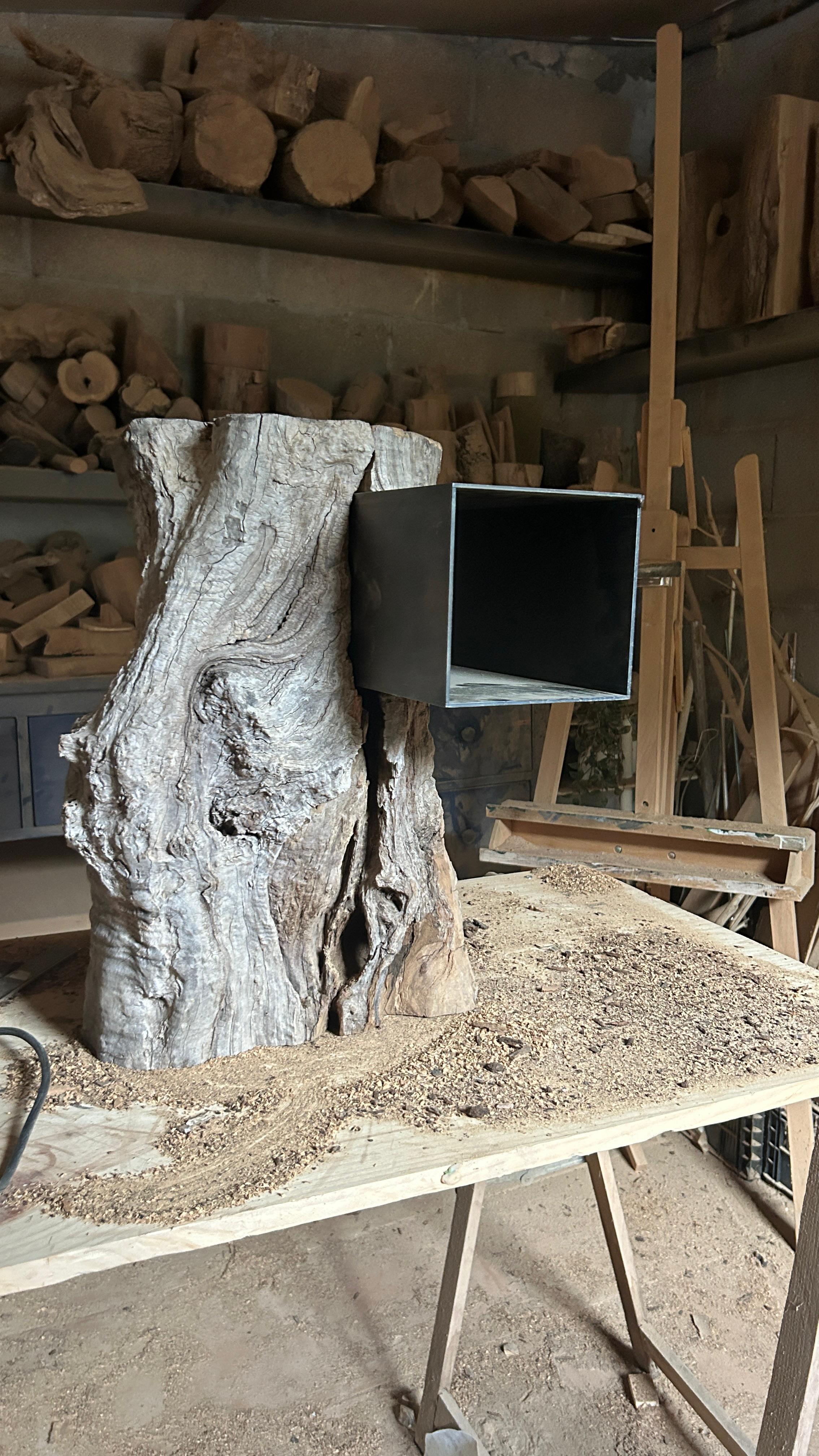 Métal Erra Side Olive wood and Cantilever Metal Table by  Adriane Escarfullery en vente