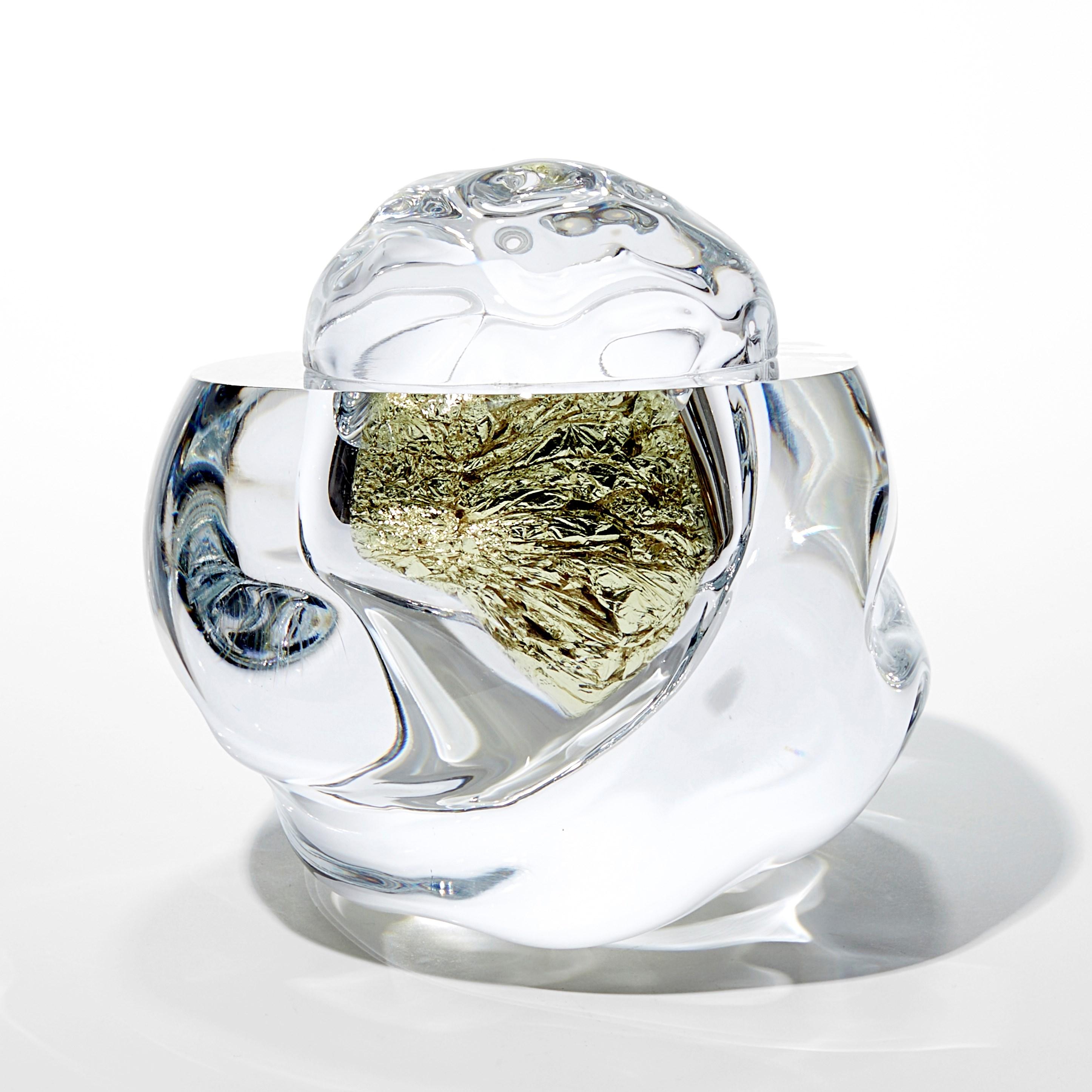 British Erratic J with 18ct Green Gold, amorphic optical glass artwork by Anthony Scala For Sale