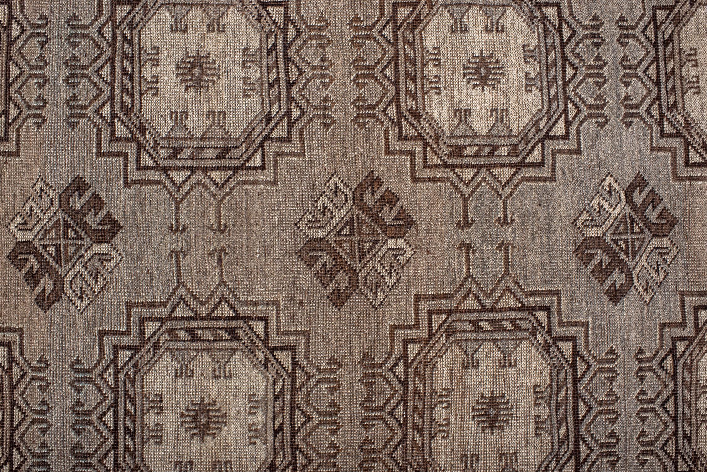 Noué à la main Tapis afghan Ersari avec emblèmes tribaux Merv Guls en vente