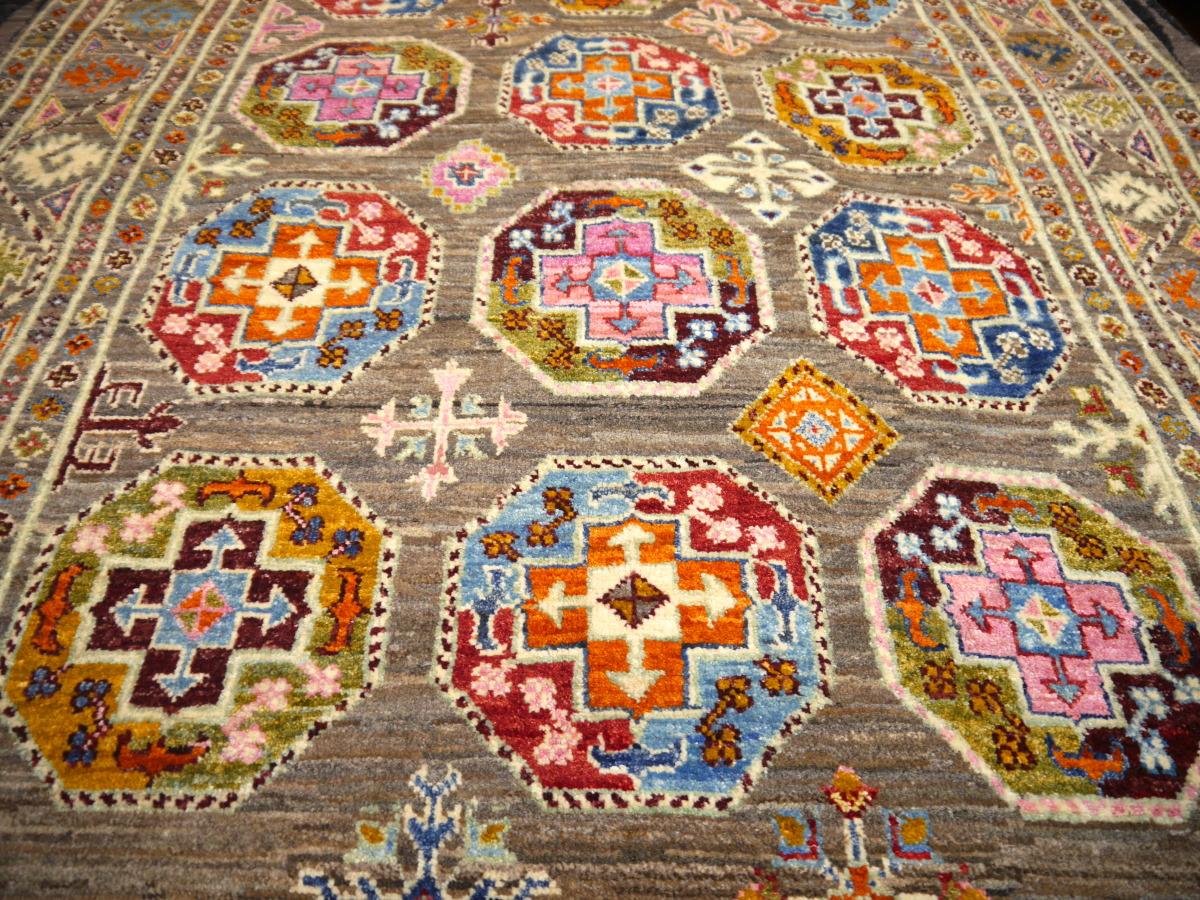 Ersari Afghan Rug with Natural Dyes Hand Knotted Ariana Rugs from Afghanistan In New Condition For Sale In Lohr, Bavaria, DE