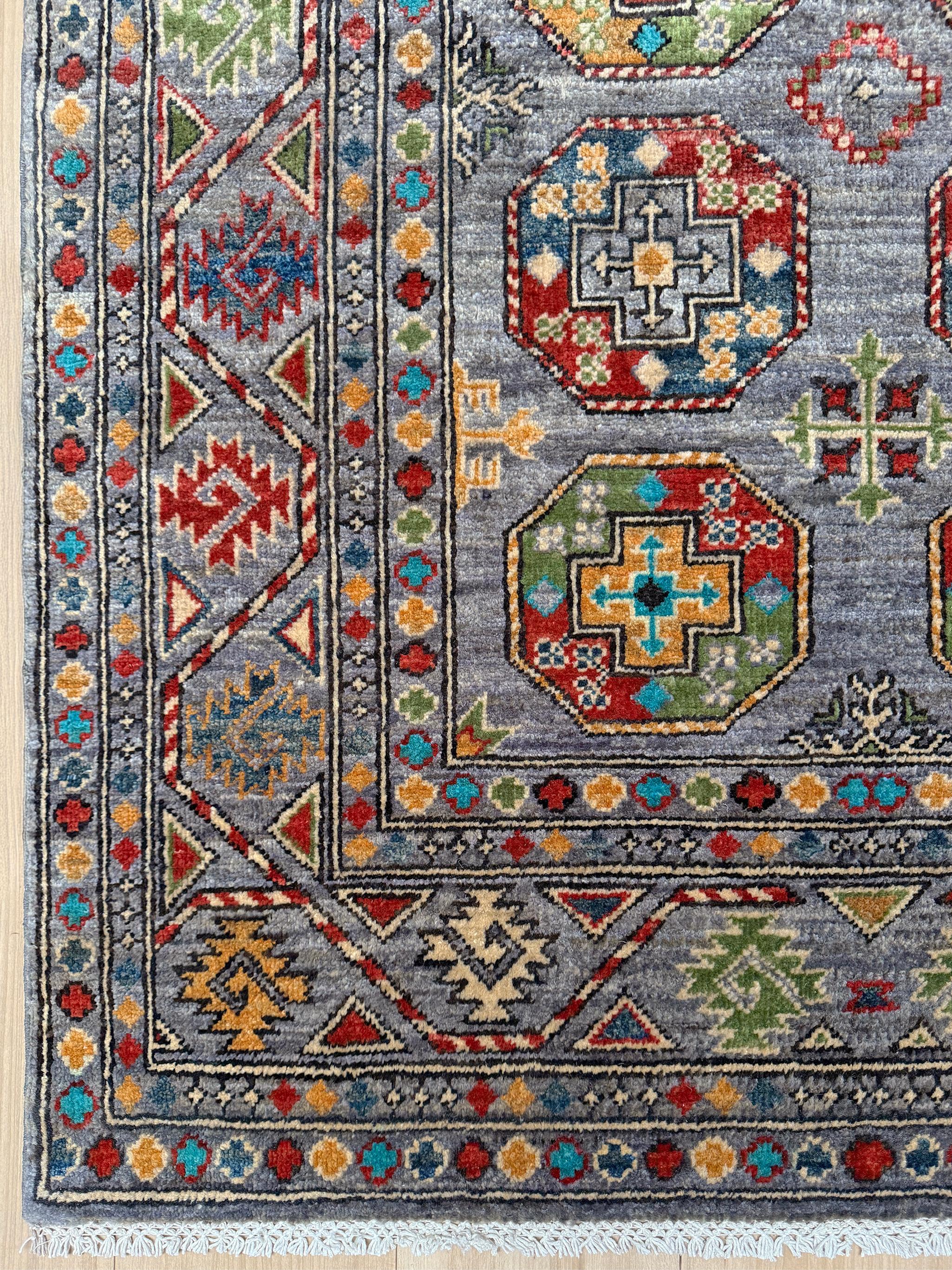 Tapis tribal neutre Ersari • Tapis transitionnel fait main (4'x6