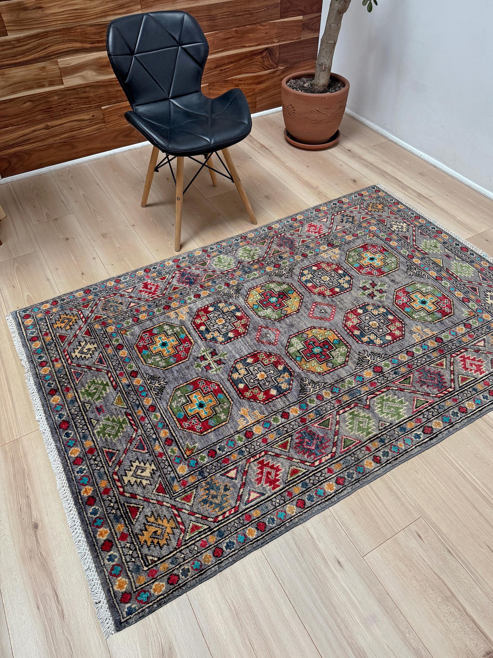 Tapis tribal neutre Ersari • Tapis transitionnel fait main (4'x6