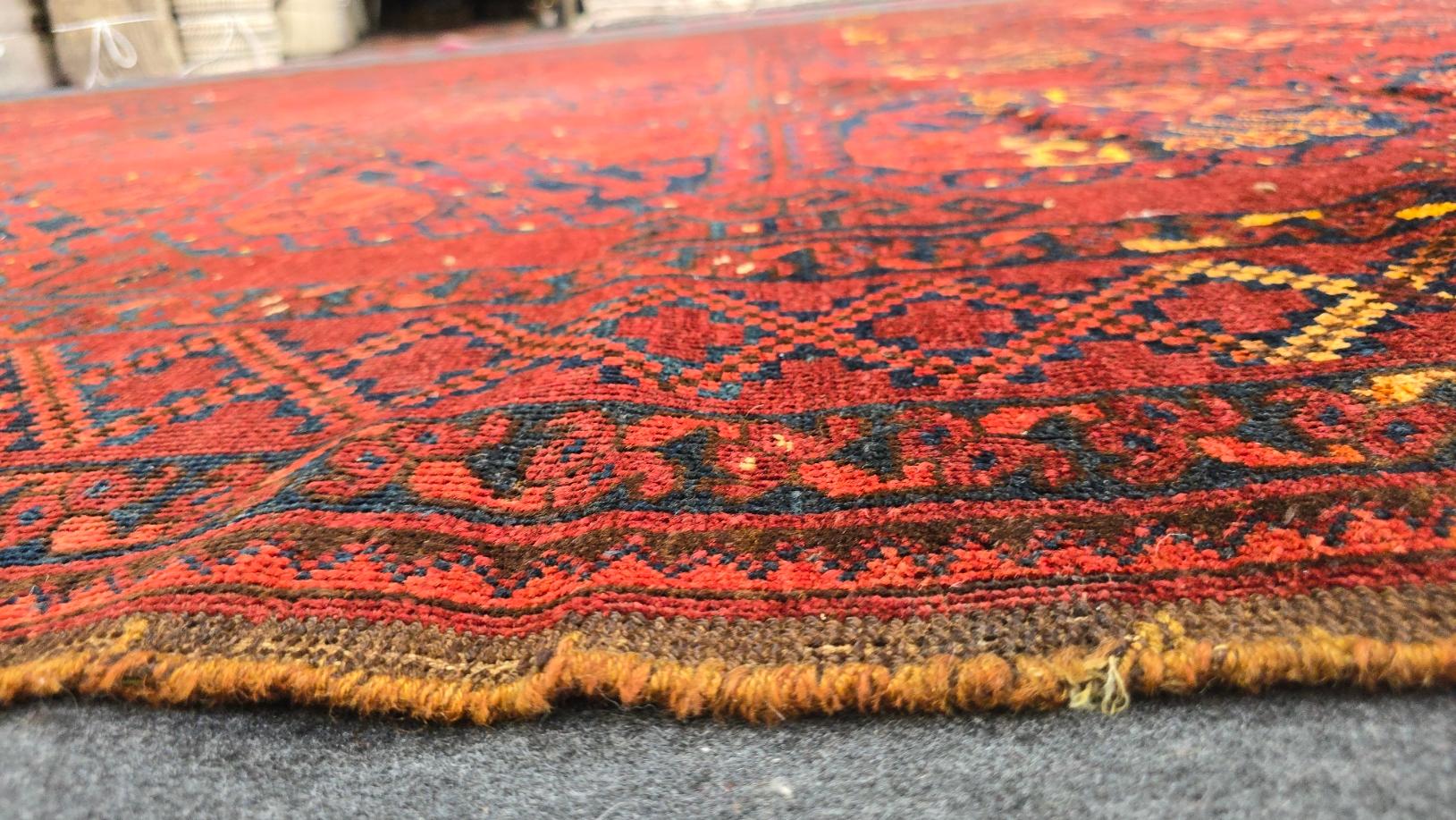Alfombra turcomana Ersari de Afganistán Circa 1900 Afgano en venta