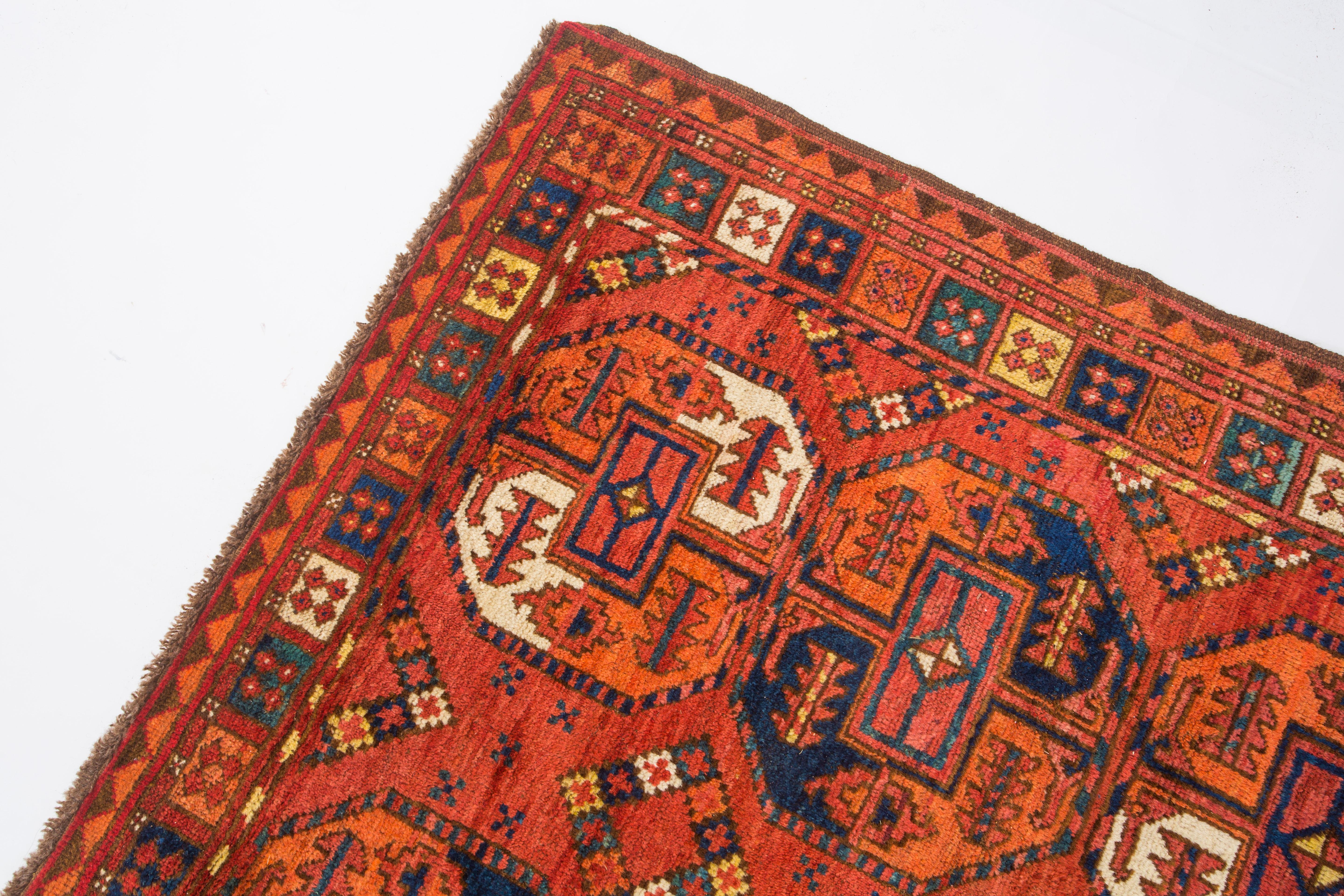 Turkestan Ersari Turkomen Very Rare small main carpet circa 1860 short term reduction  For Sale