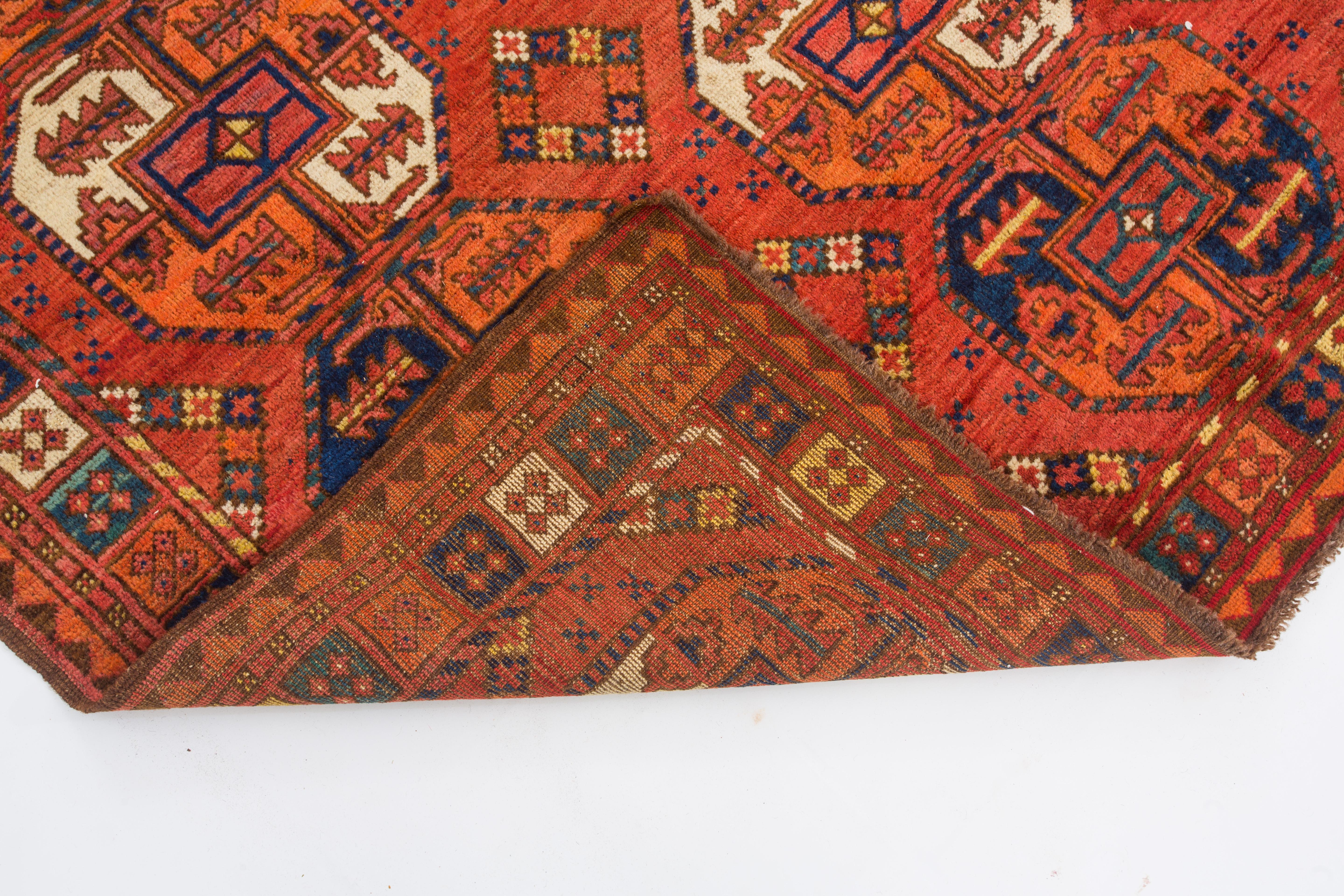 Seltener kleiner Hauptteppich von Ersari Turkomen aus der Zeit um 1860, kurzzeitige Reduktion  im Zustand „Hervorragend“ im Angebot in WYNNUM, QLD