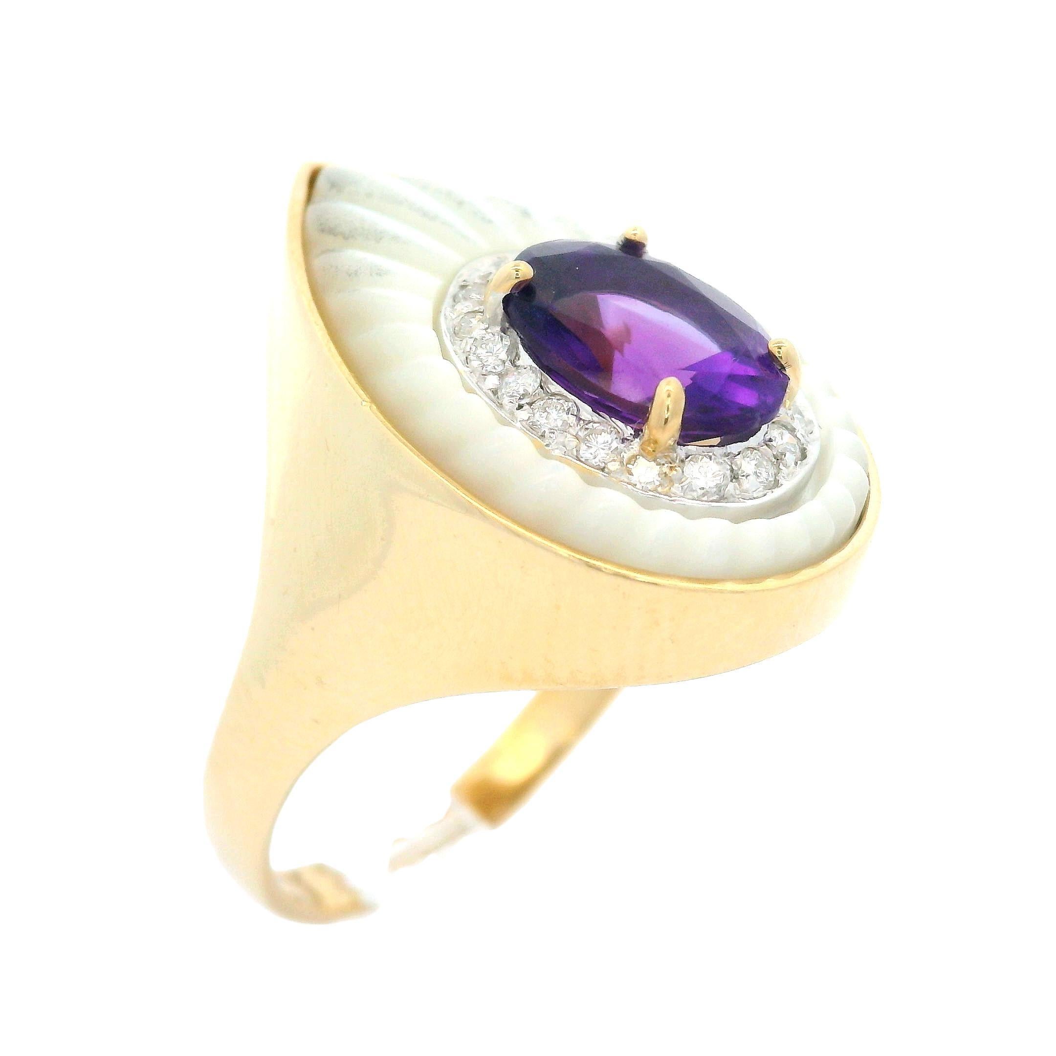 Erté 14k Yellow Gold Amethyst MOP & DiamondPear Cocktail Ring In Excellent Condition In Montclair, NJ