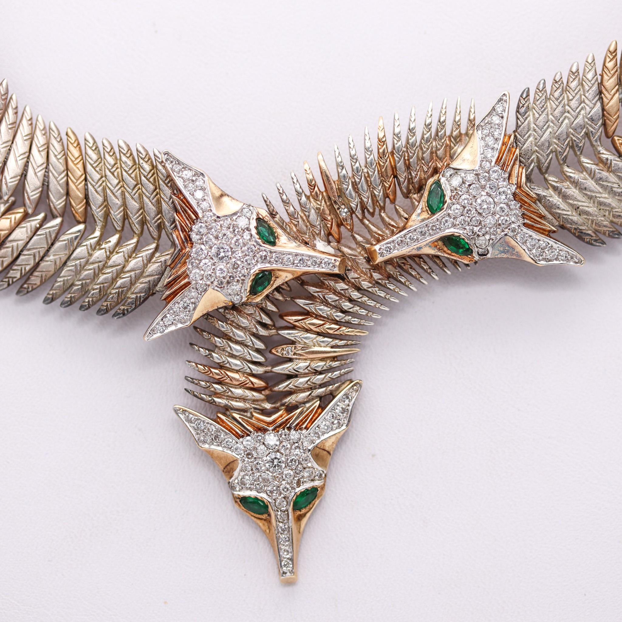 Convertible necklace designed by Erte (1892-1990).

Very rare and gorgeous convertible necklace, created in Paris France by the artist and designer Erte. This necklace is part of an artist limited edition and has been crafted in solid yellow gold of