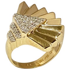 Erte Coquillage Yellow Gold and Diamonds Art Deco Style Ring