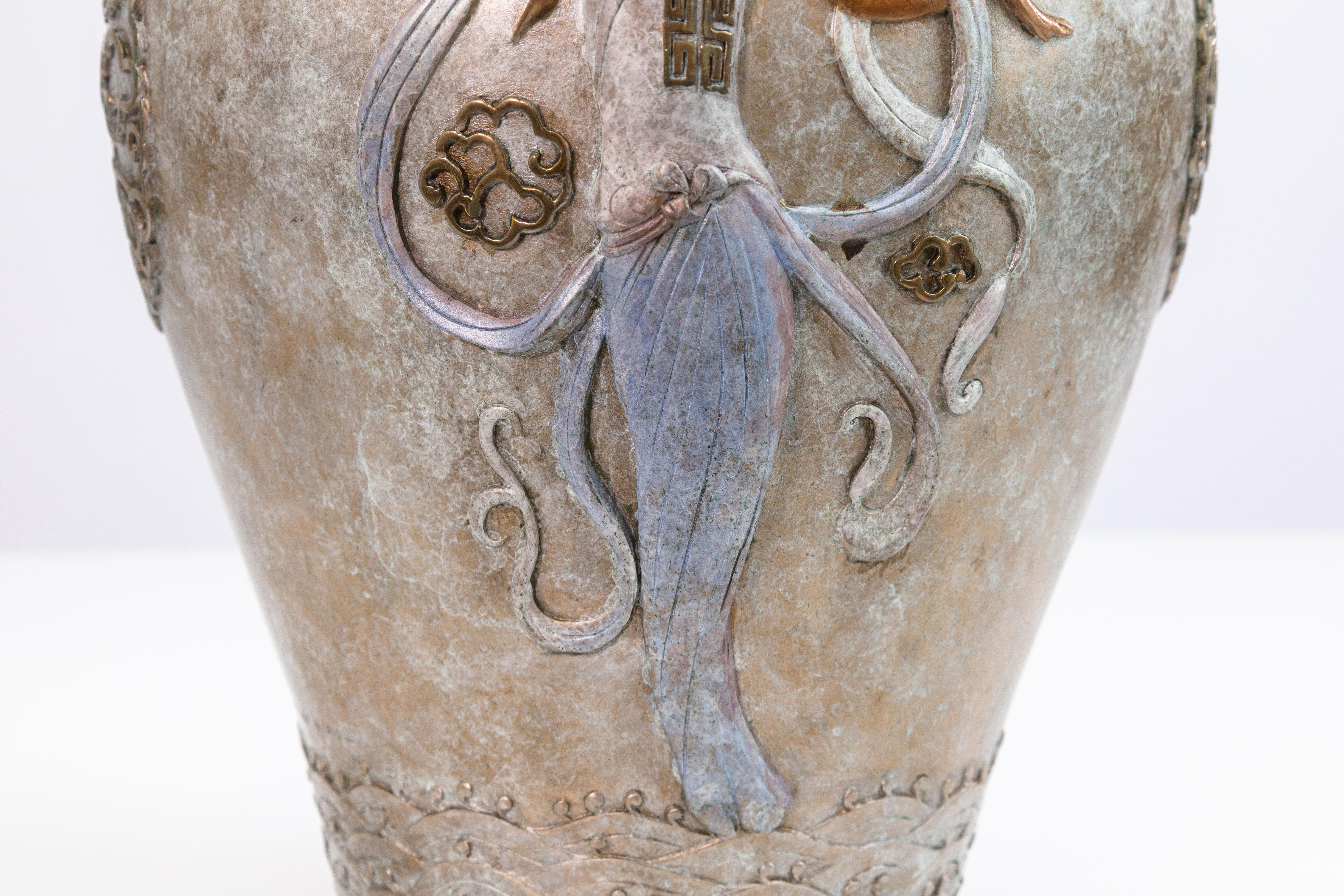 Erte - Oriental Mystery Objets de'Arte, 1990 Vase d'art en bronze doré signé 59/395 Bon état à Keego Harbor, MI