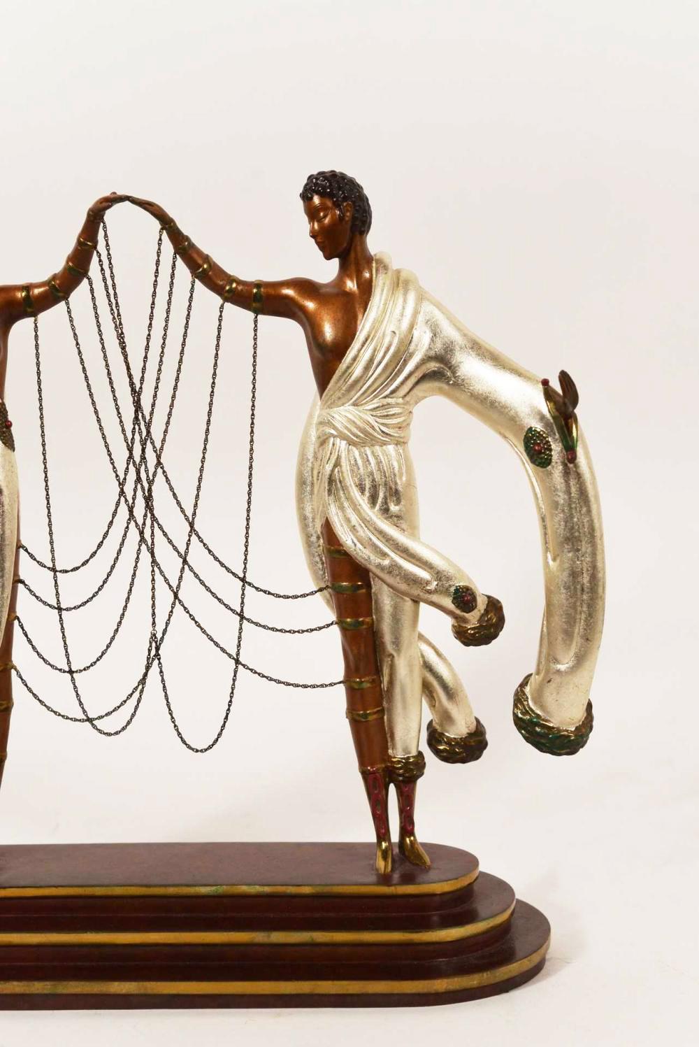 ERTE (ROMAIN DE TIRTOFF) „THE WEDDING“ BRONZE SculPTURE – Sculpture von Erte - Romain de Tirtoff