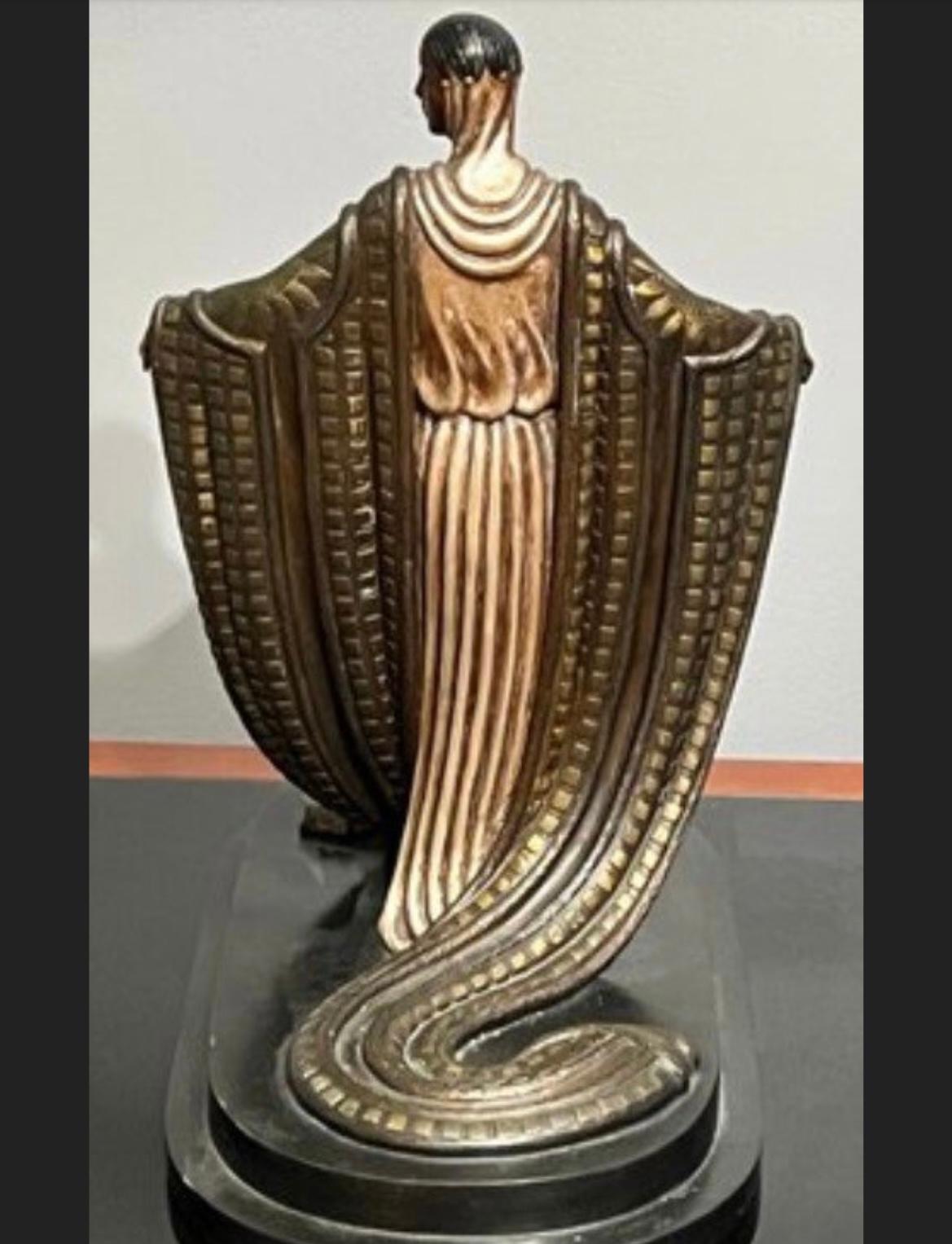 “La Mysterieuse” For Sale 2