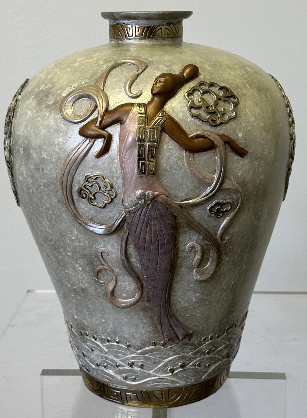 Seltene Bronzevase von Erté - 