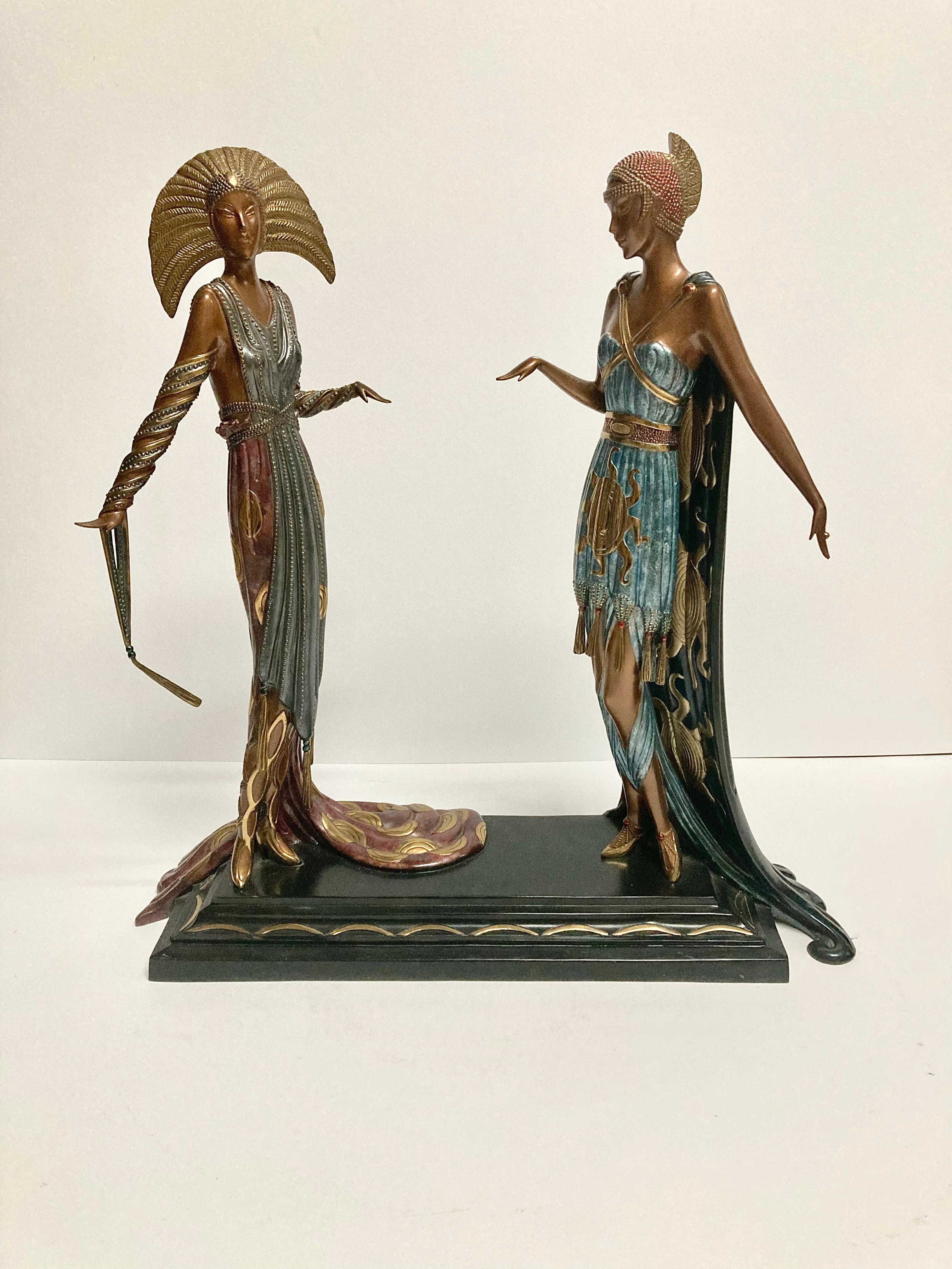 "The 2 Vamps" - Sculpture by Erté