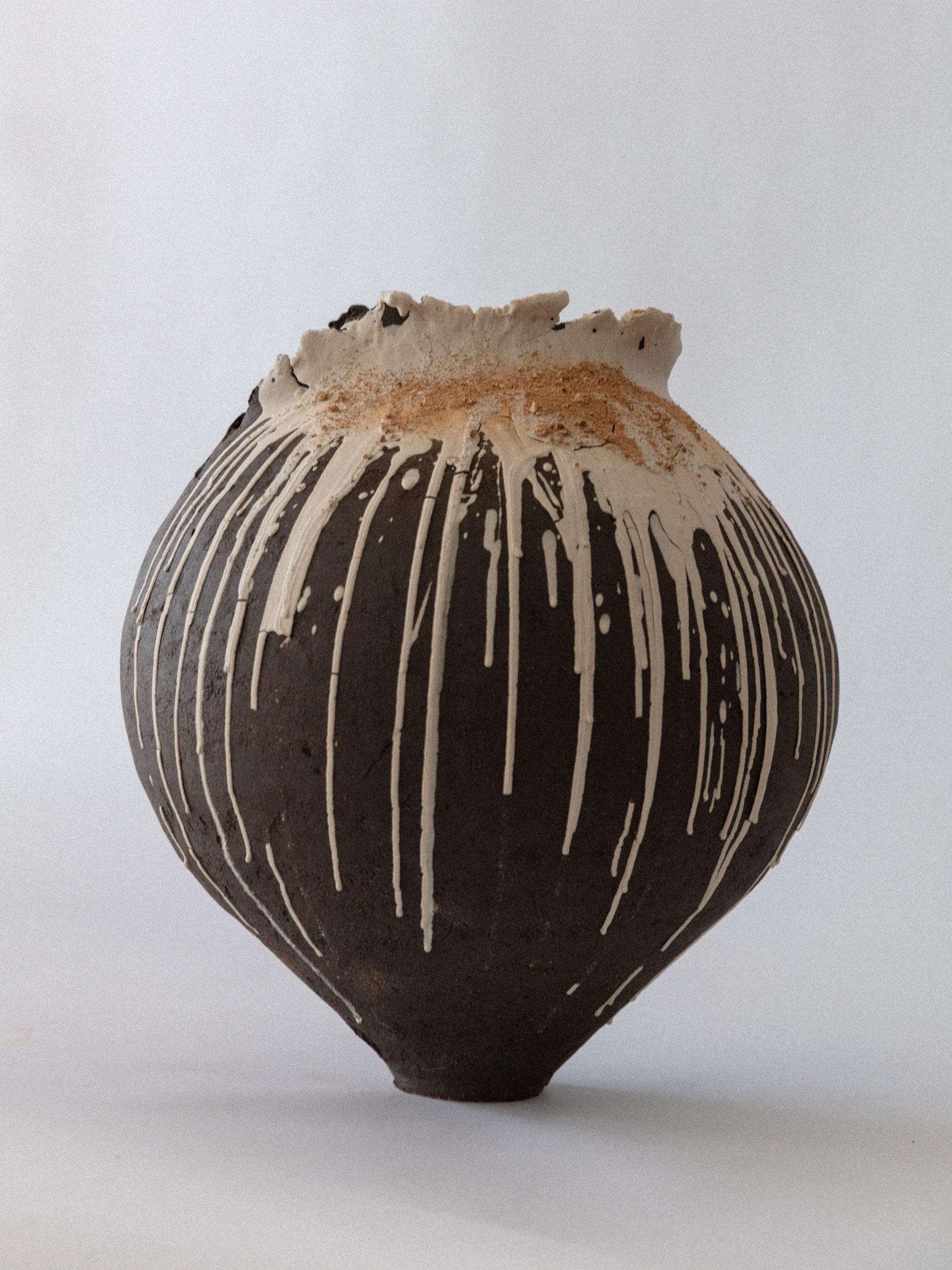 Arts and Crafts Vaso di eruzione n. 2 in vendita