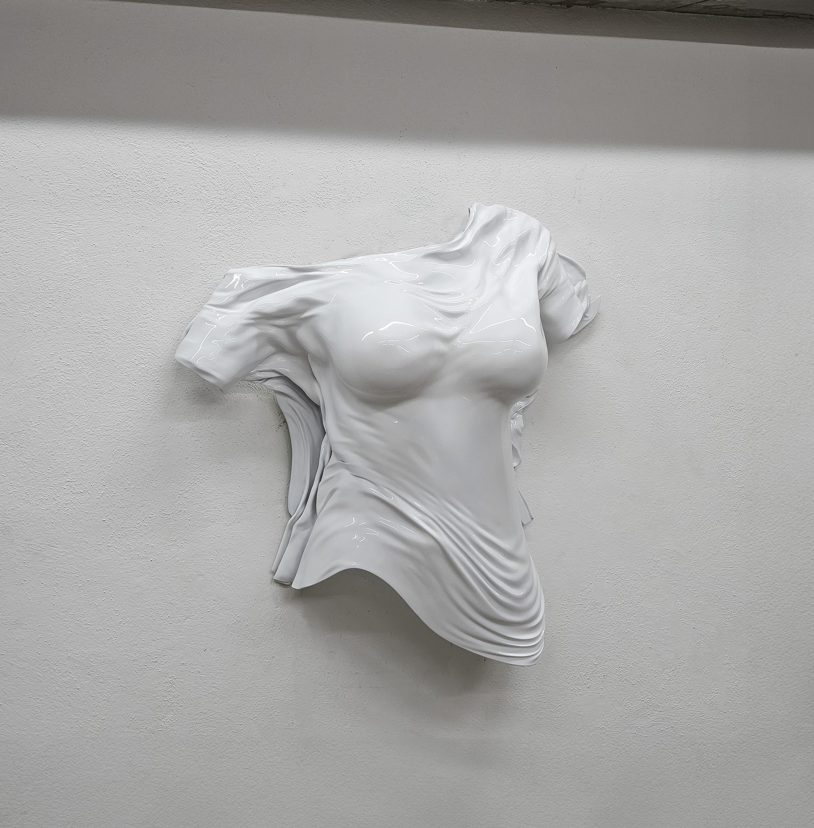XXIe siècle et contemporain Sculpture murale blanche brillante Erus Divina en vente