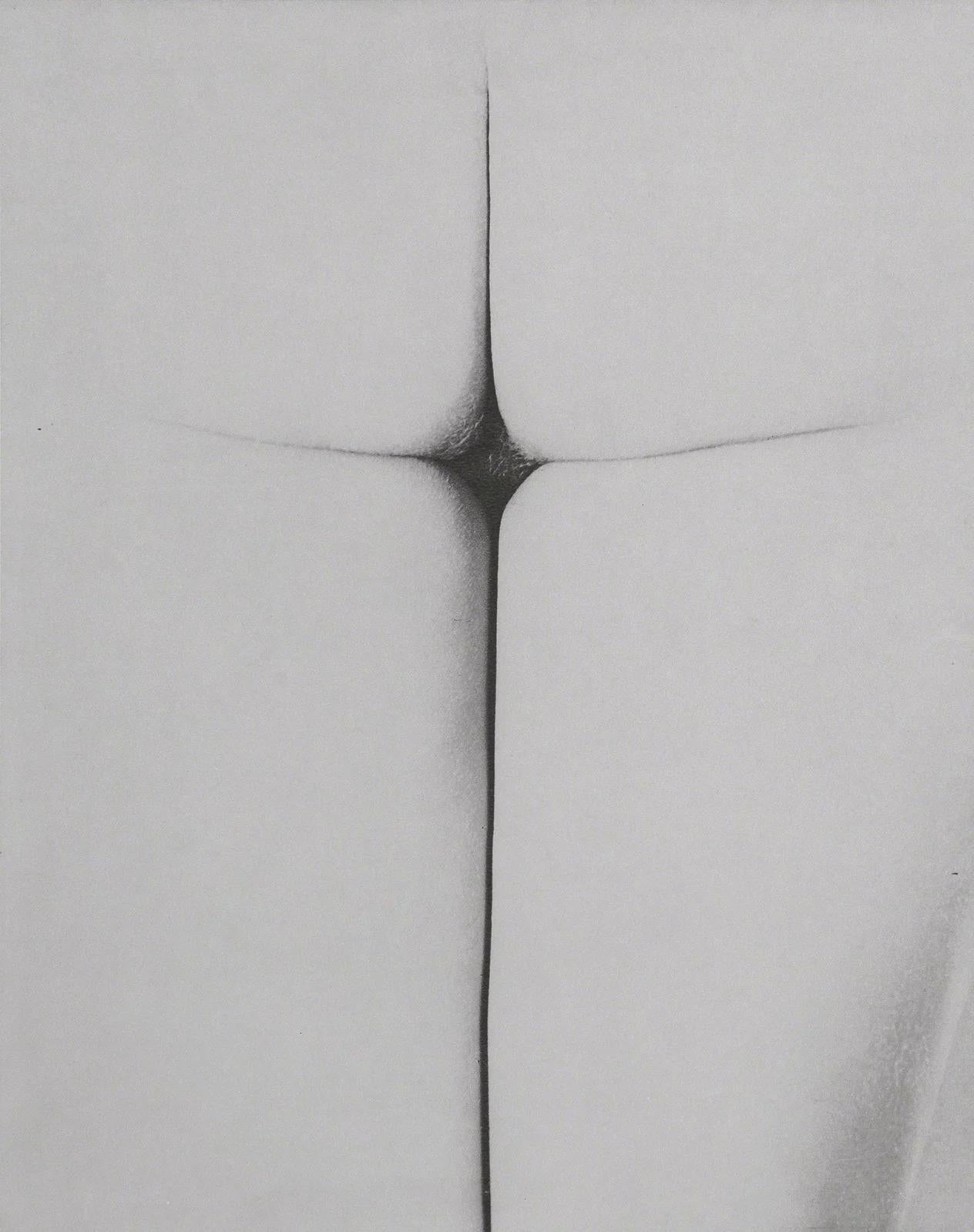 Héliograbado sobre papel vélin. Inscripción: sin firmar y sin numerar, tal como se emitió. Buen estado. Notas: Del folio, Cecil Beaton, Electa Editrice Portfolios, 1981. Publicado e impreso por Gruppo Editoriale Electra S.P.A., Milán, 1981. Extraído
