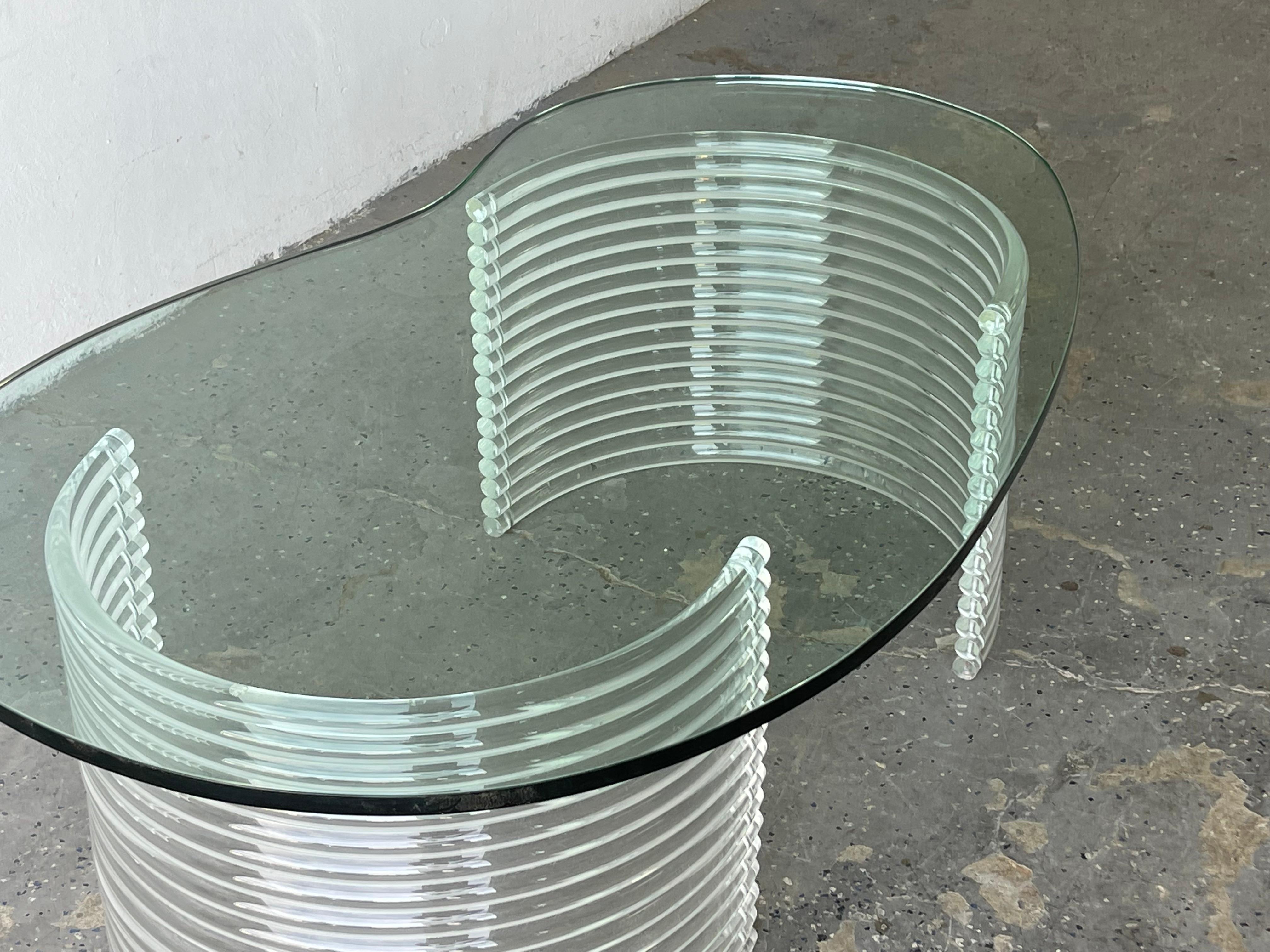 Erwin & Estelle Kidney shaped 1980s, Postmodern Lucite and Glass Coffee Table In Good Condition In Las Vegas, NV