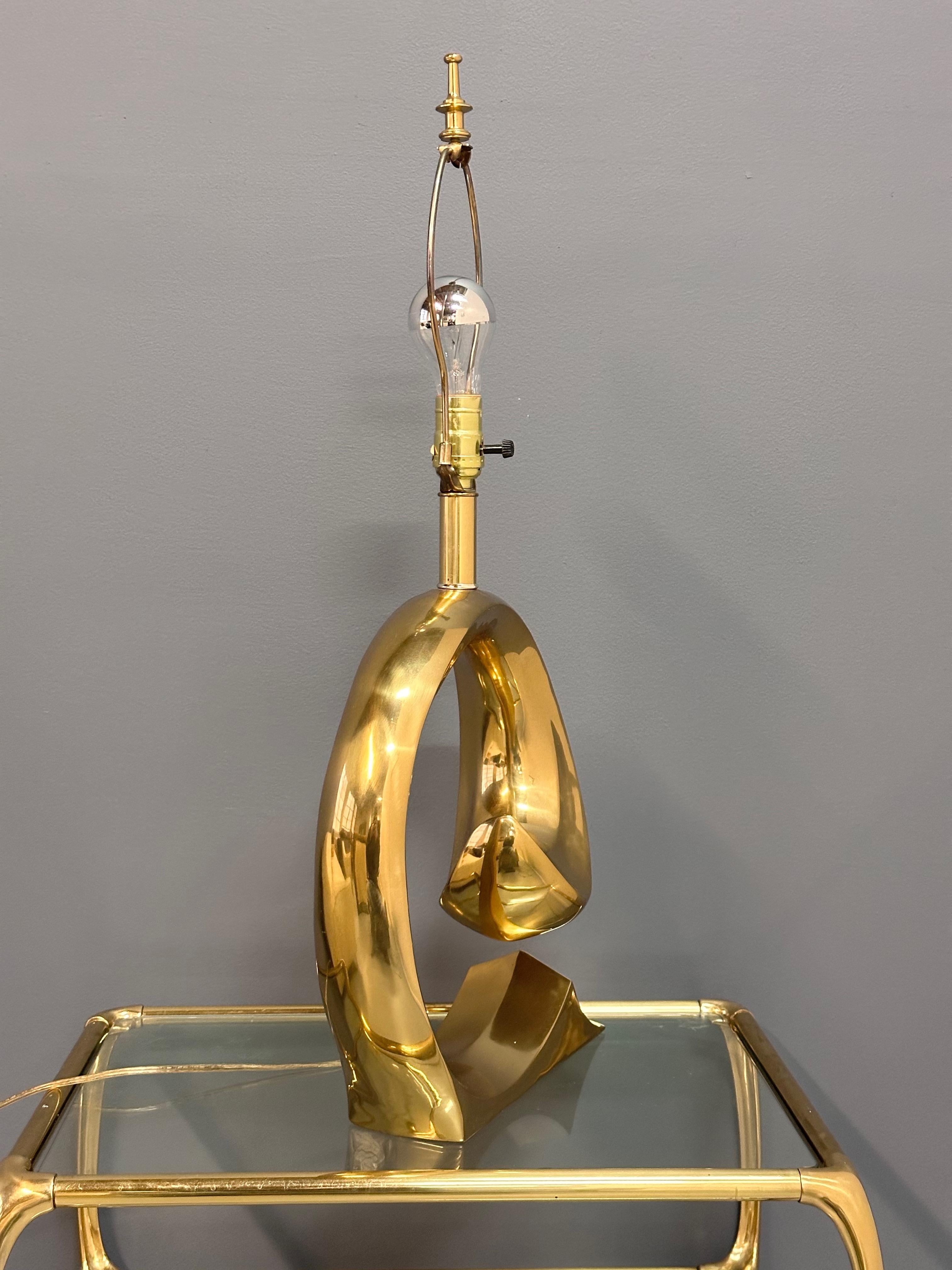 Pierre Cardin Logo Style Brass Table Lamp by Erwin Lambeth For Sale 1