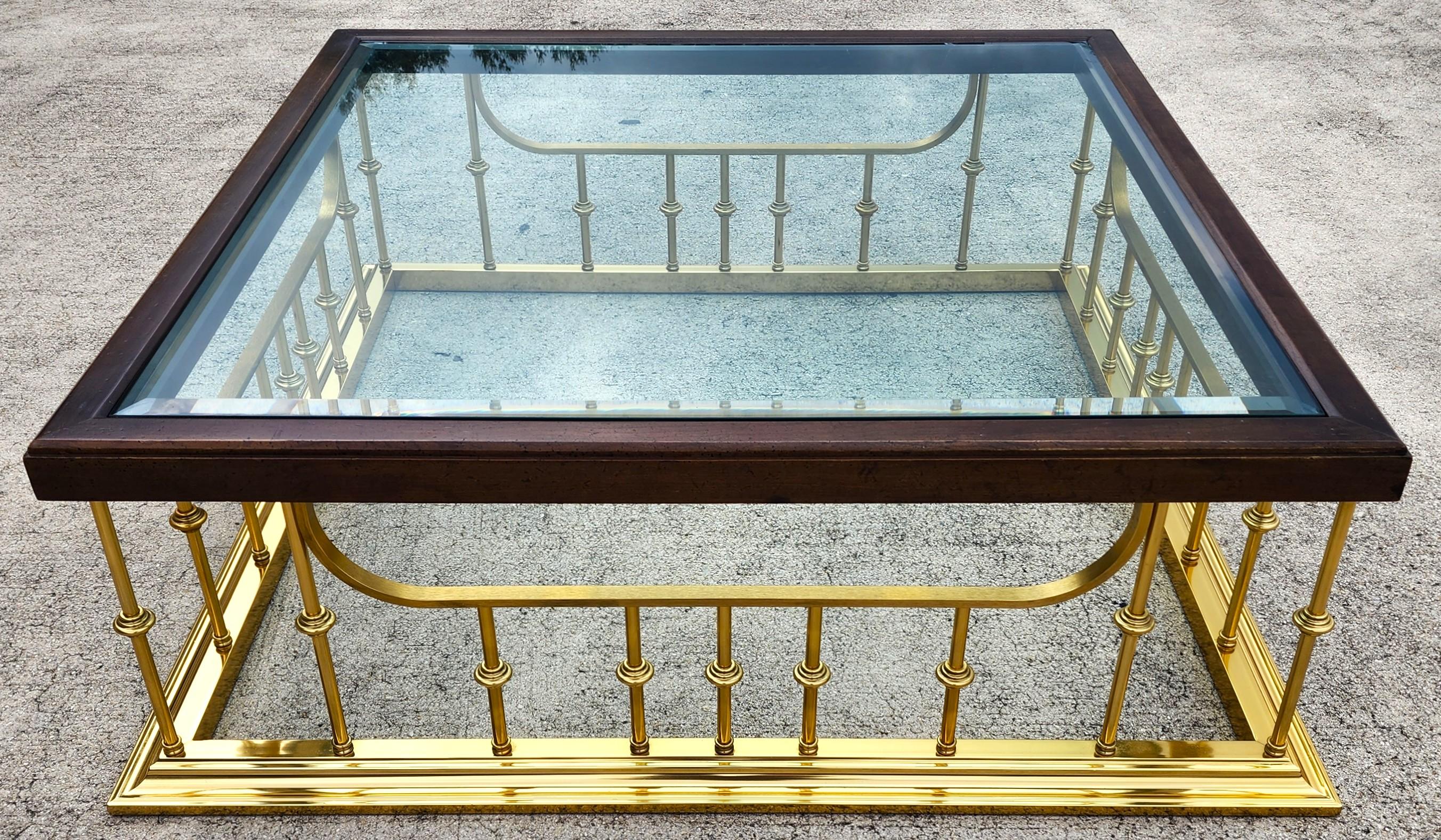 Mesa baja Erwin Lambeth Años 80 en venta 4