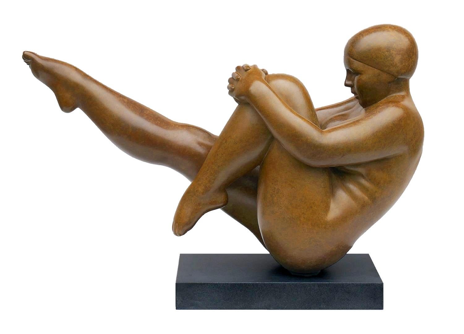 Erwin Meijer Figurative Sculpture – Fokus Bronzeskulptur Frau Dame Figur Braun Patina Auf Lager 