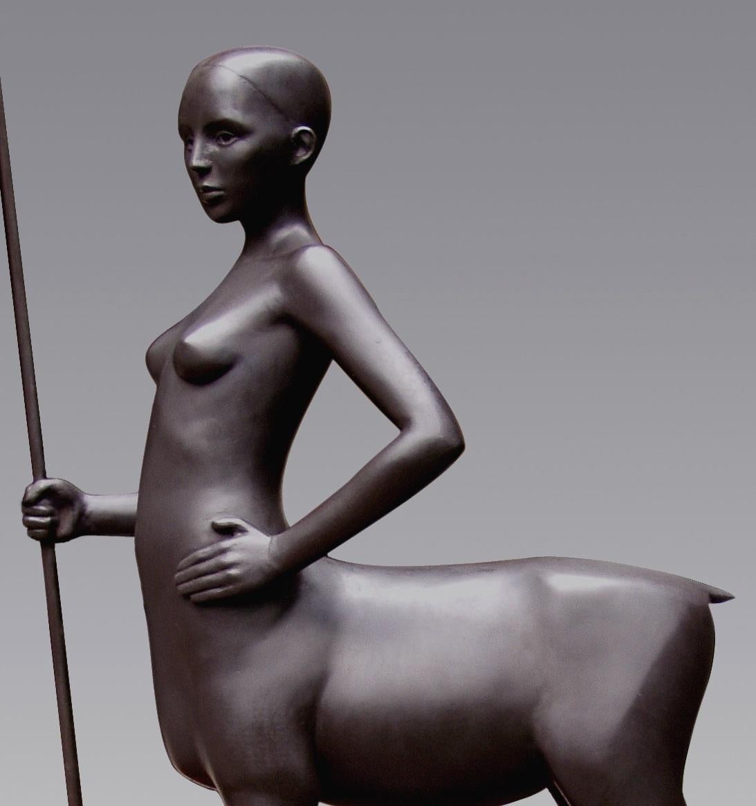 Hinde Hind - Sculpture en bronze contemporaine - Femme nue - Mythologie animal en vente 1