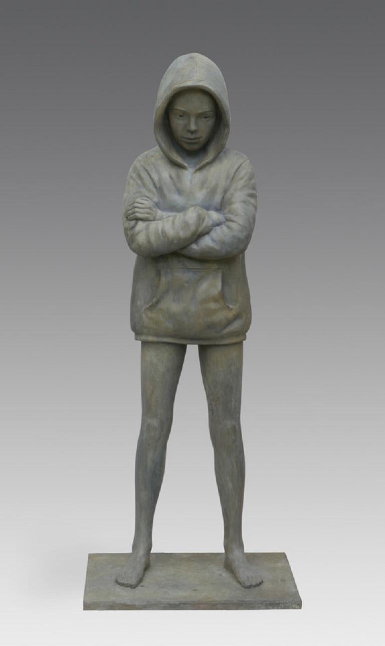 Erwin Meijer Nude Sculpture – Hoodie I Mädchen Bronze-Skulptur Nude Mode Grau Modern Zeitgenössisch