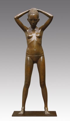 Modell II Bronze-Skulptur Nacktes Mädchen stehende weibliche Figur Zeitgenössisch