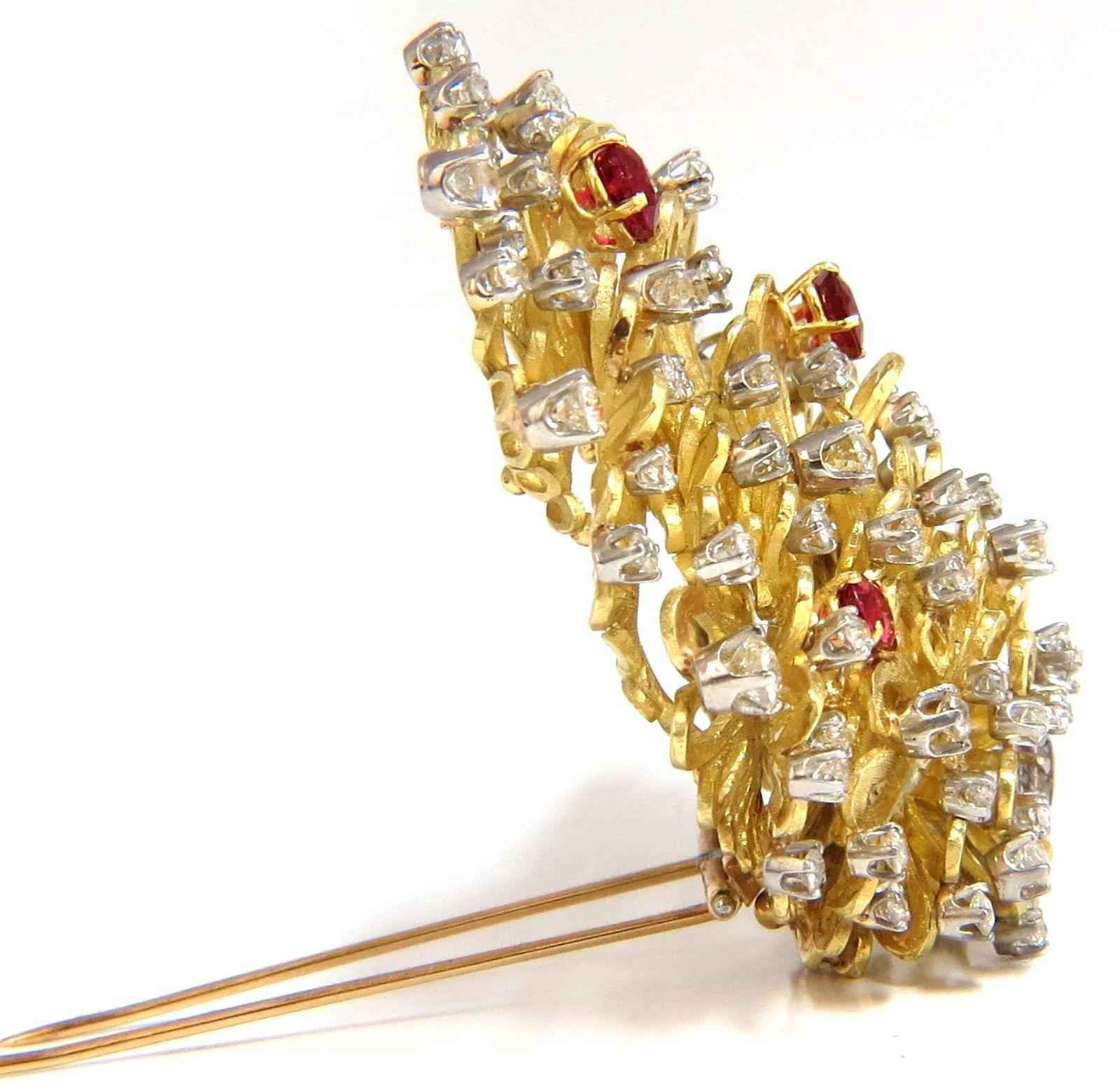 Erwin Pearl 8.00 Carat Natural Diamonds and Red Spinel Brooch Pin 18 Karat In New Condition For Sale In New York, NY