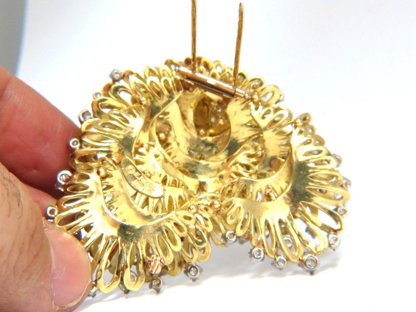 Broche en or 18 carats avec perles d'Erwin, diamants naturels de 8,00 carats et spinelle rouge en vente 4