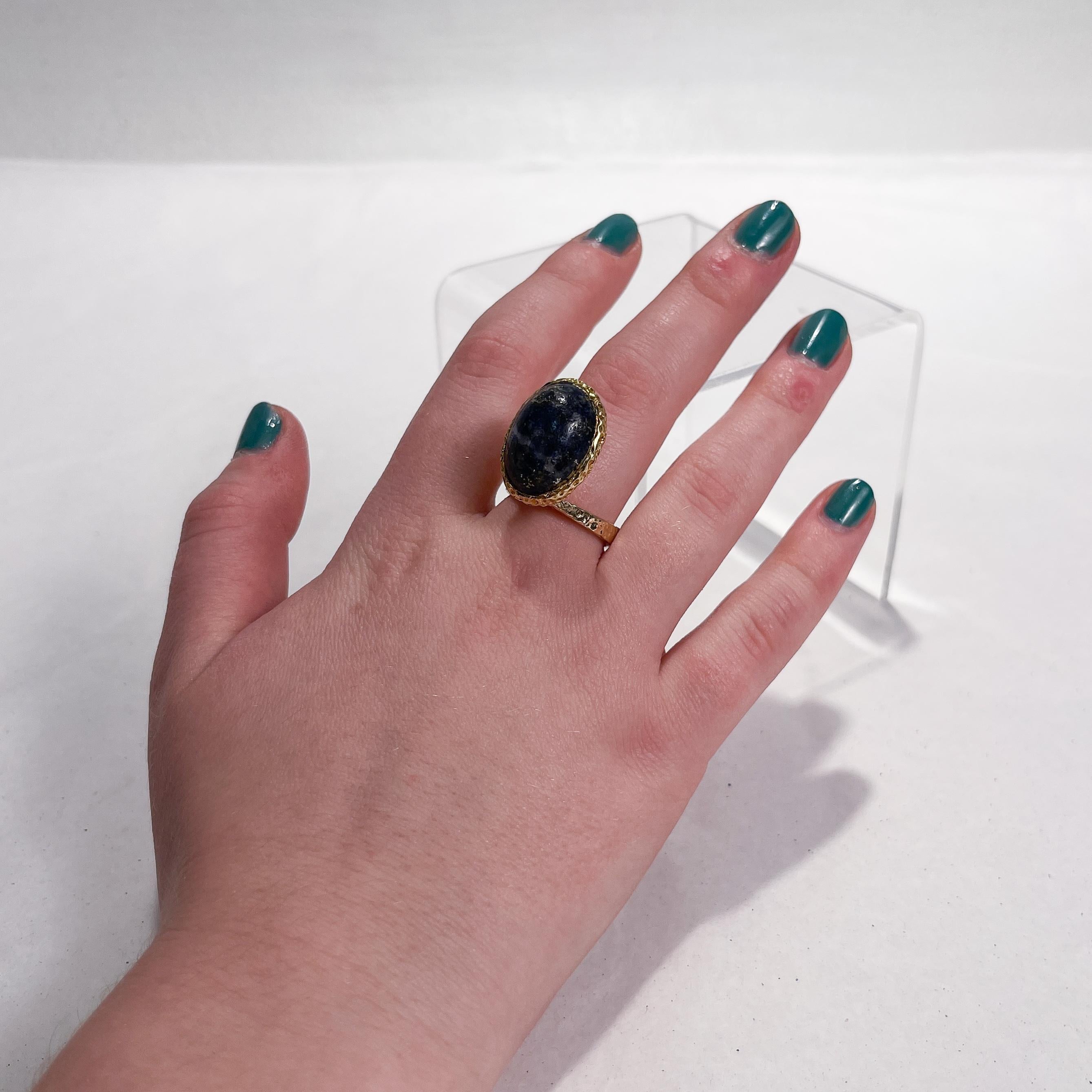 Erwin Pearl Asymmetrical Modernist 18 Karat Gold and Lapis Lazuli Cocktail Ring For Sale 6
