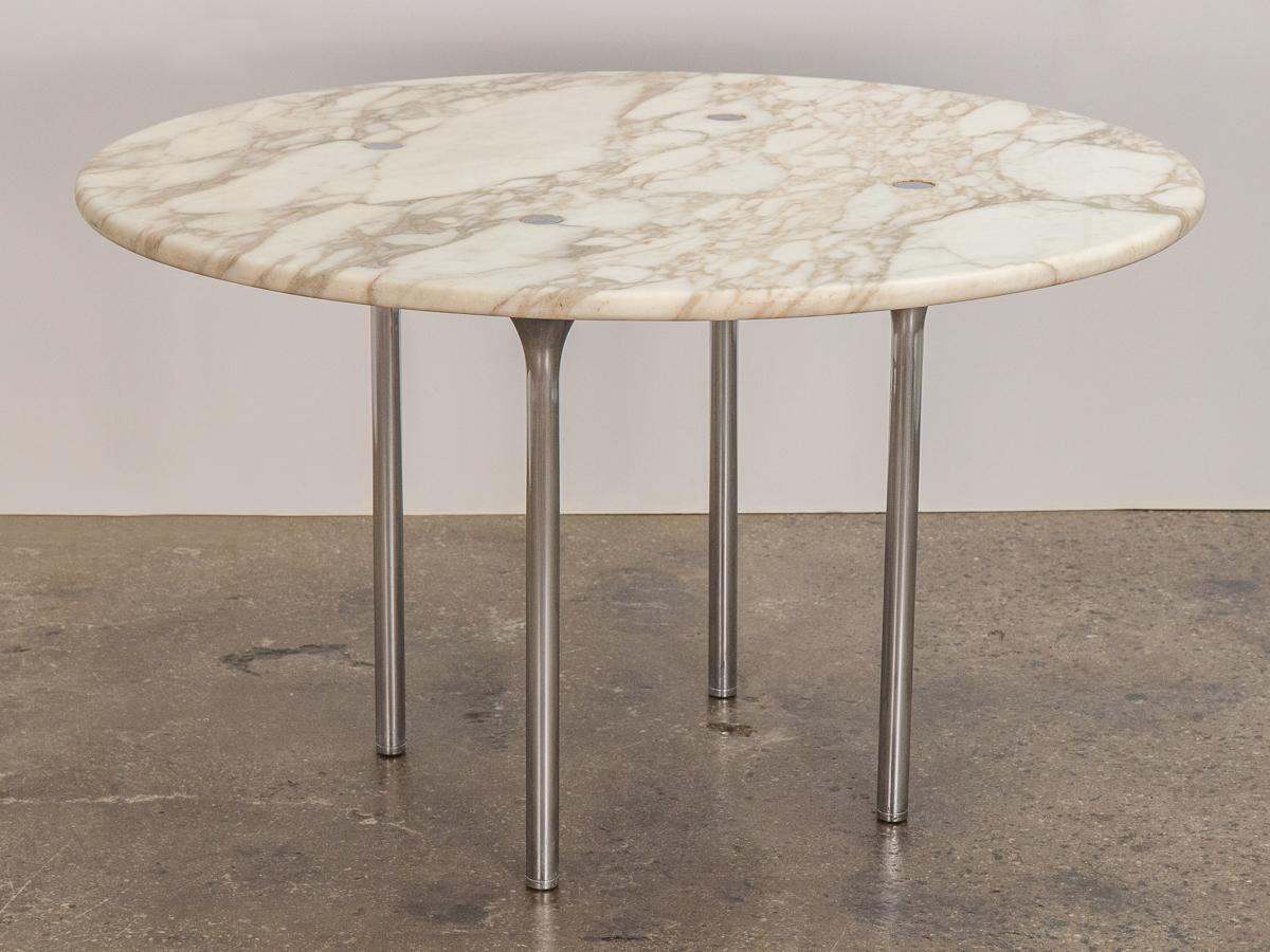 William Katavolos for Laverne International Marble Round Dining Table In Good Condition In Brooklyn, NY