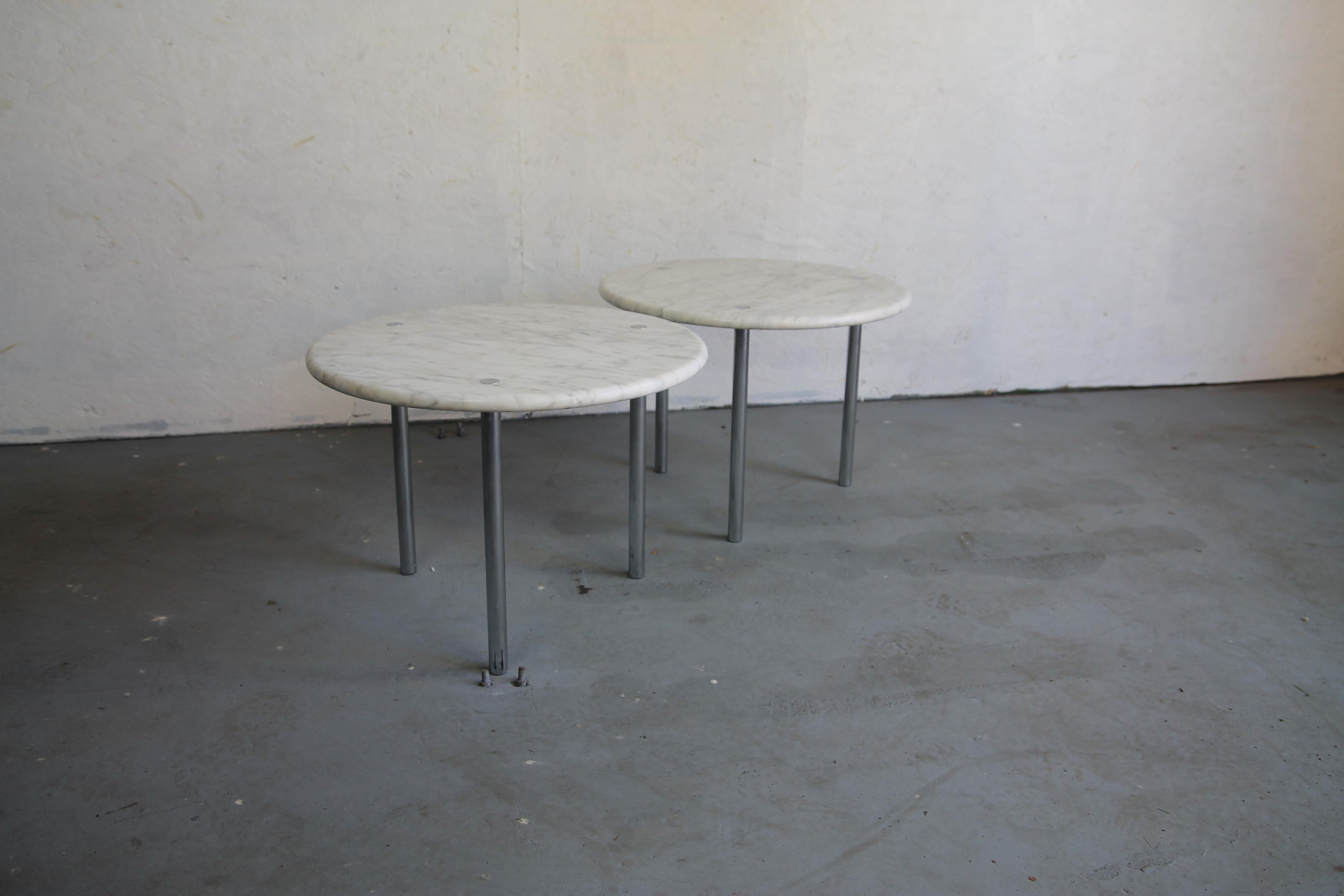 Erwine & Estelle Laverne Rare Marble and Chrome Side Tables In Good Condition For Sale In Asbury Park, NJ