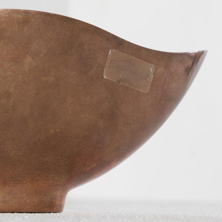 Ciotola scultorea di Esa Fedrigolli in bronzo massiccio in vendita 1