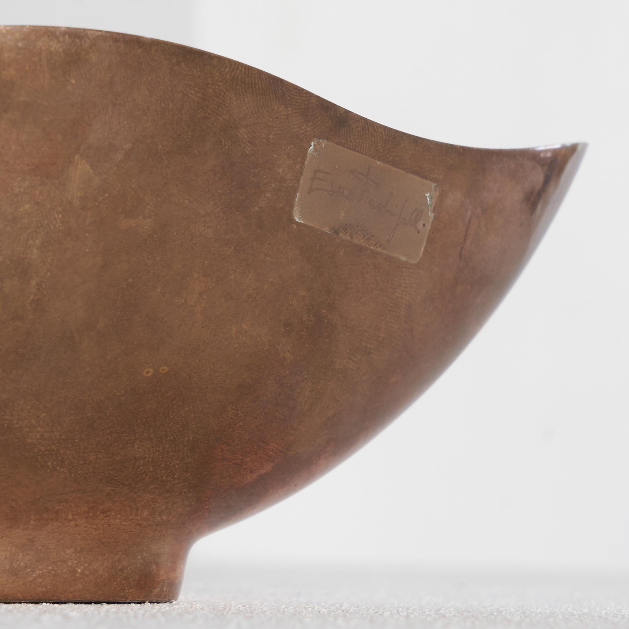 Esa Fedrigolli Sculptural Bowl in Solid Sand Cast Bronze For Sale 1