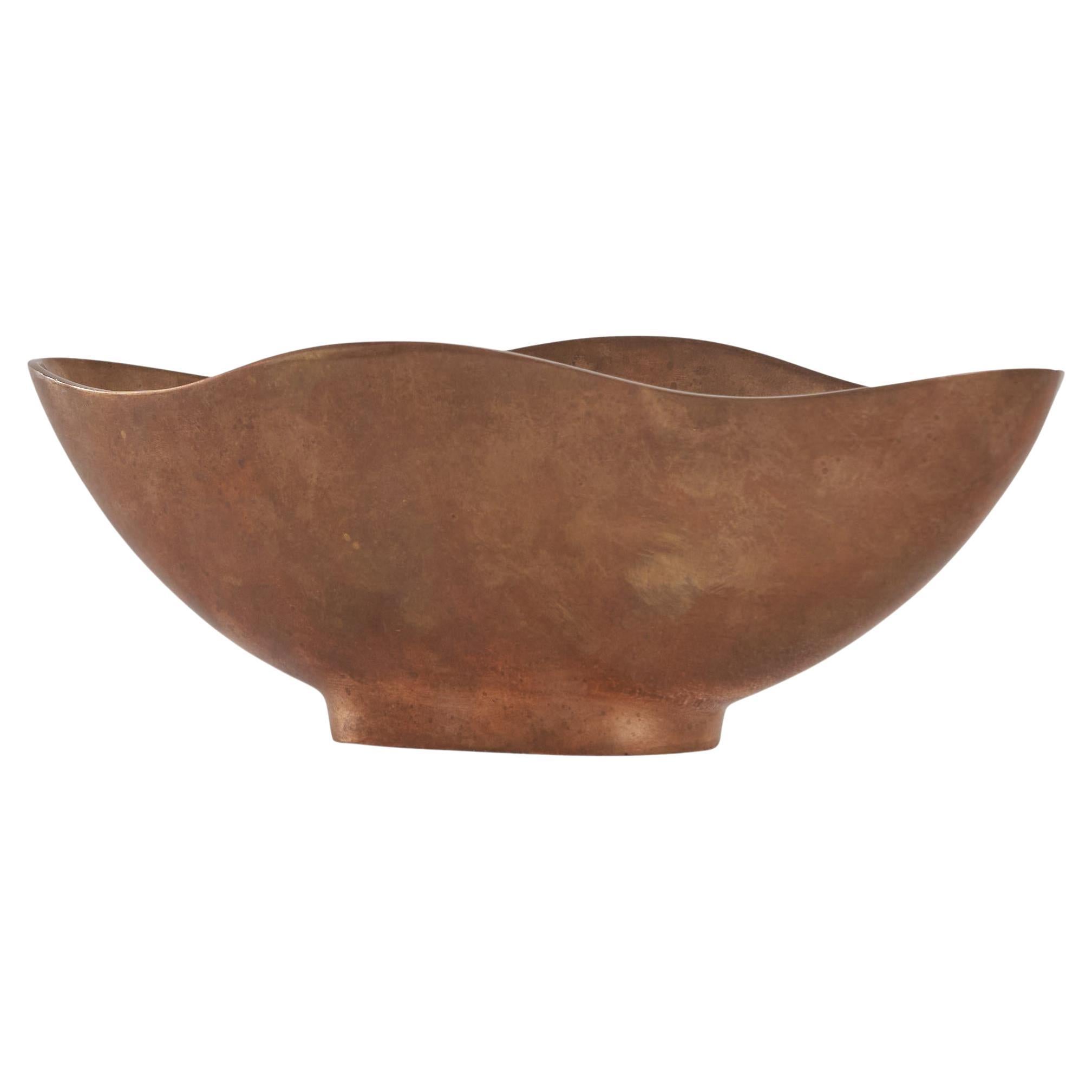 Bol sculptural Esa Fedrigolli en bronze moulé en sable massif