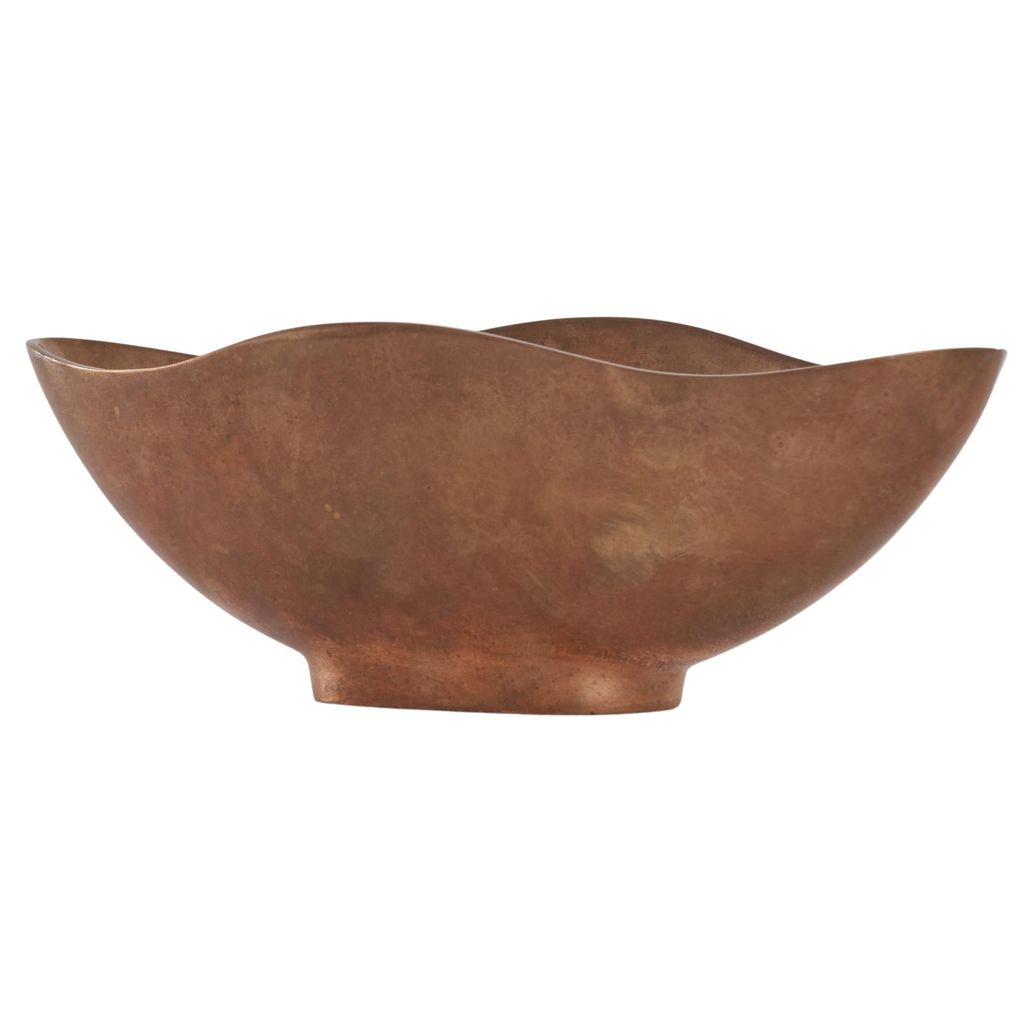 Esa Fedrigolli Sculptural Bowl in Solid Sand Cast Bronze For Sale