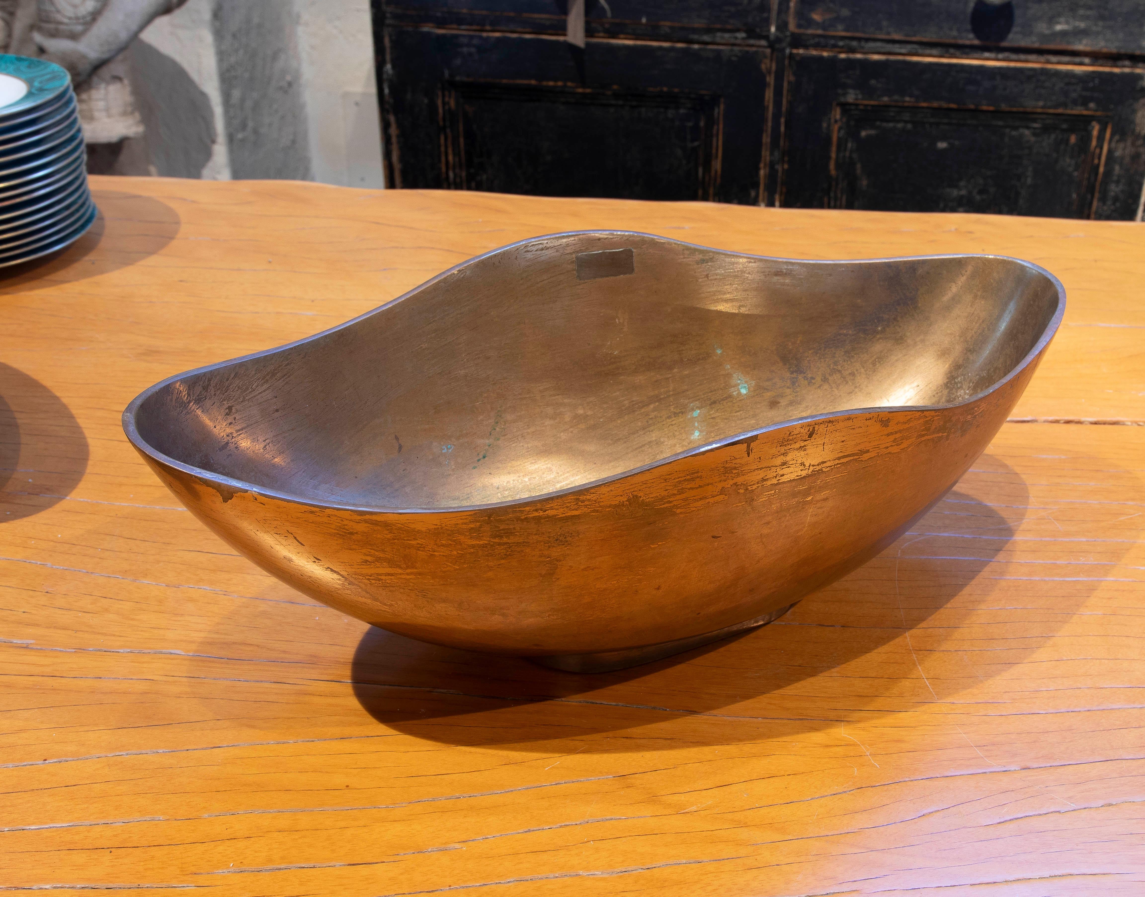 Esa Fedrigolli Sculptural Bowl in Solid Sand Cast Bronze. Signed For Sale 1