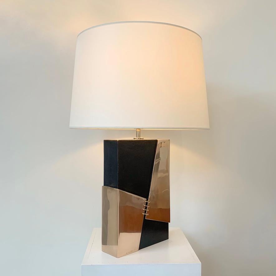 Esa Fegdrigolli Signierte Bronze-Tischlampe, um 1975, Italien (Italienisch) im Angebot