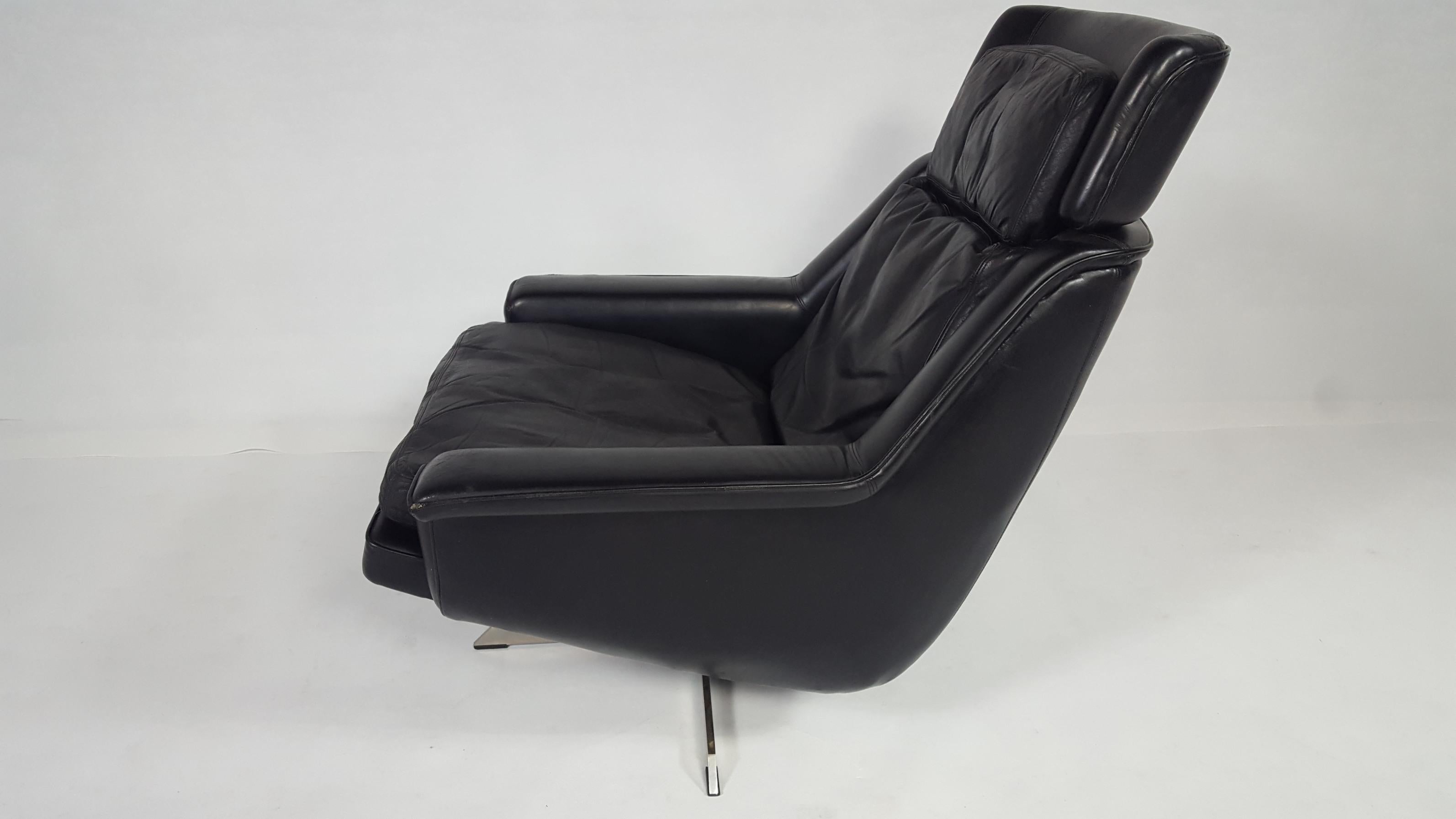 20th Century Esa Møbelværk Leather Lounge Chair + Ottoman by Werner Langenfeld Model 802 For Sale