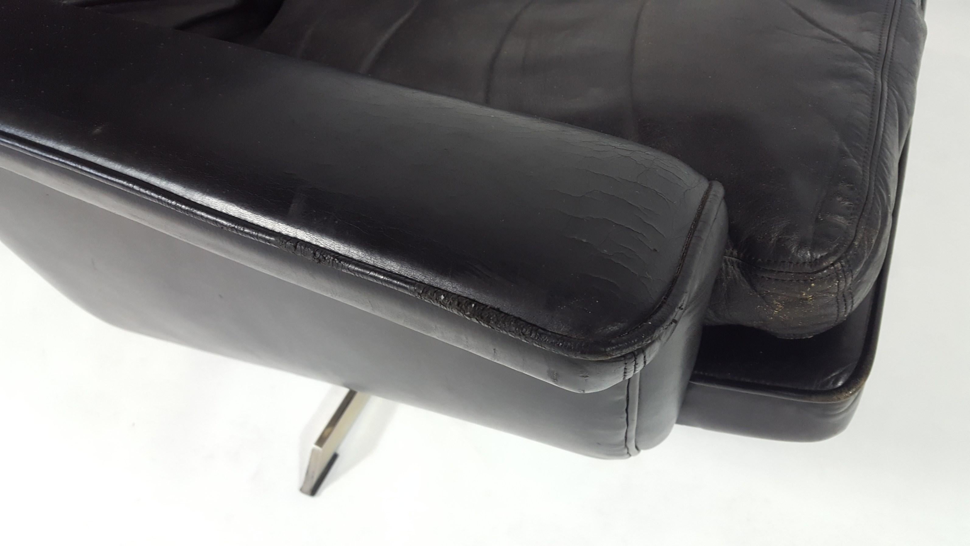 Esa Møbelværk Leather Lounge Chair + Ottoman by Werner Langenfeld Model 802 For Sale 1