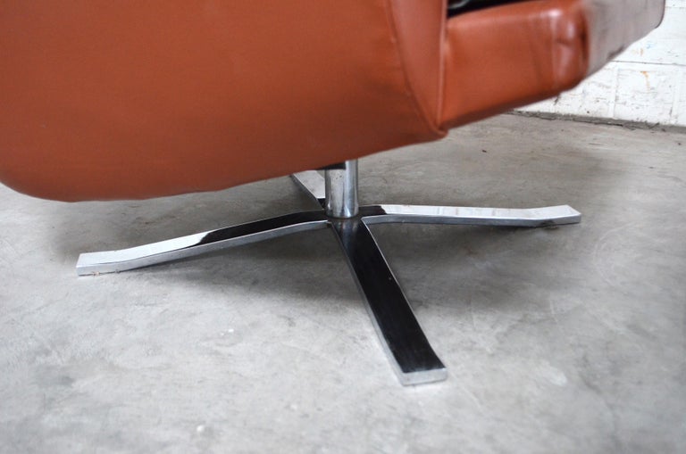Steel Esa Model 802 Leather Danish Lounge Chair & Ottoman by Werner Langenfeld, 1960 For Sale