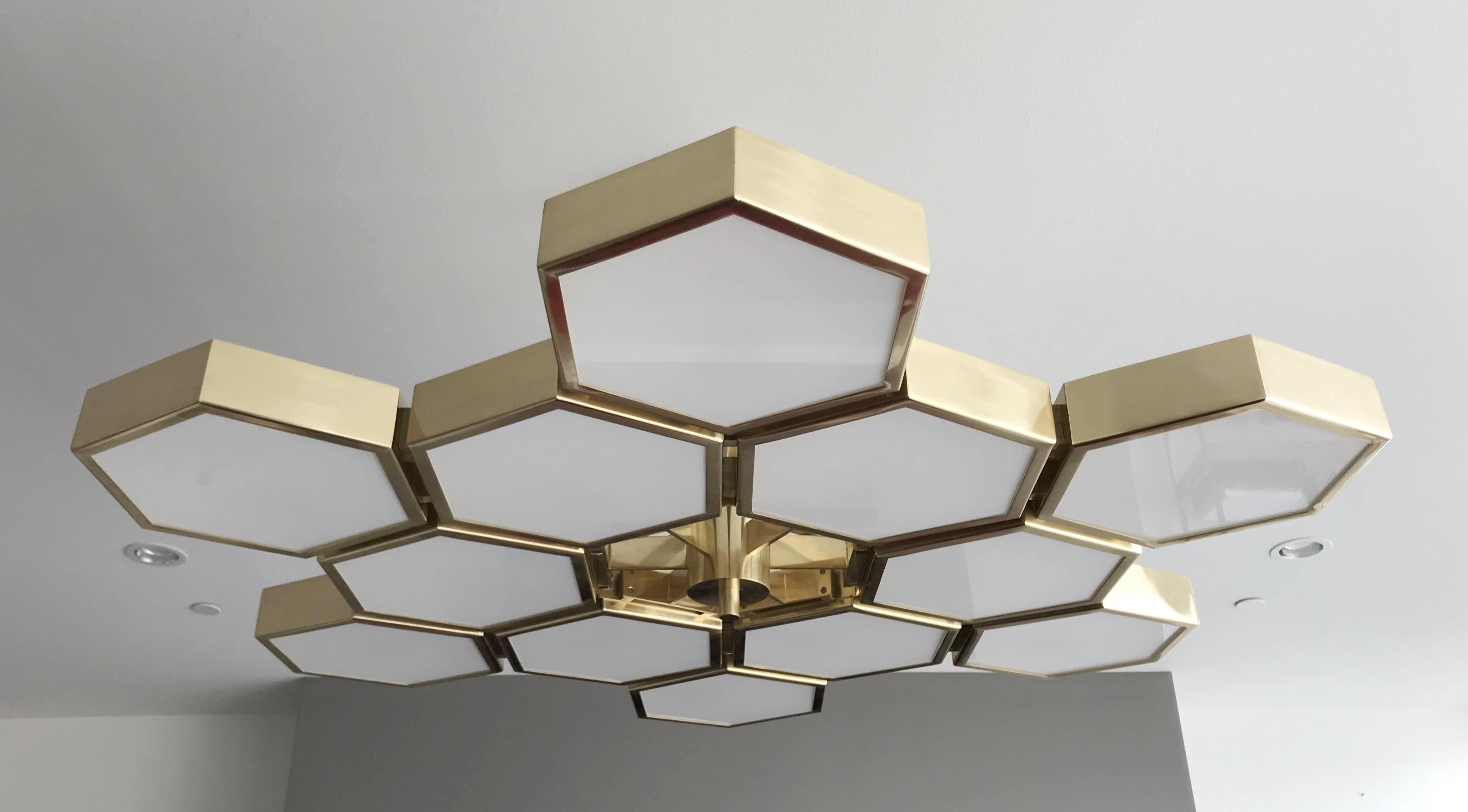 XXI secolo e contemporaneo Lampadario Esagoni di Fabio Ltd in vendita