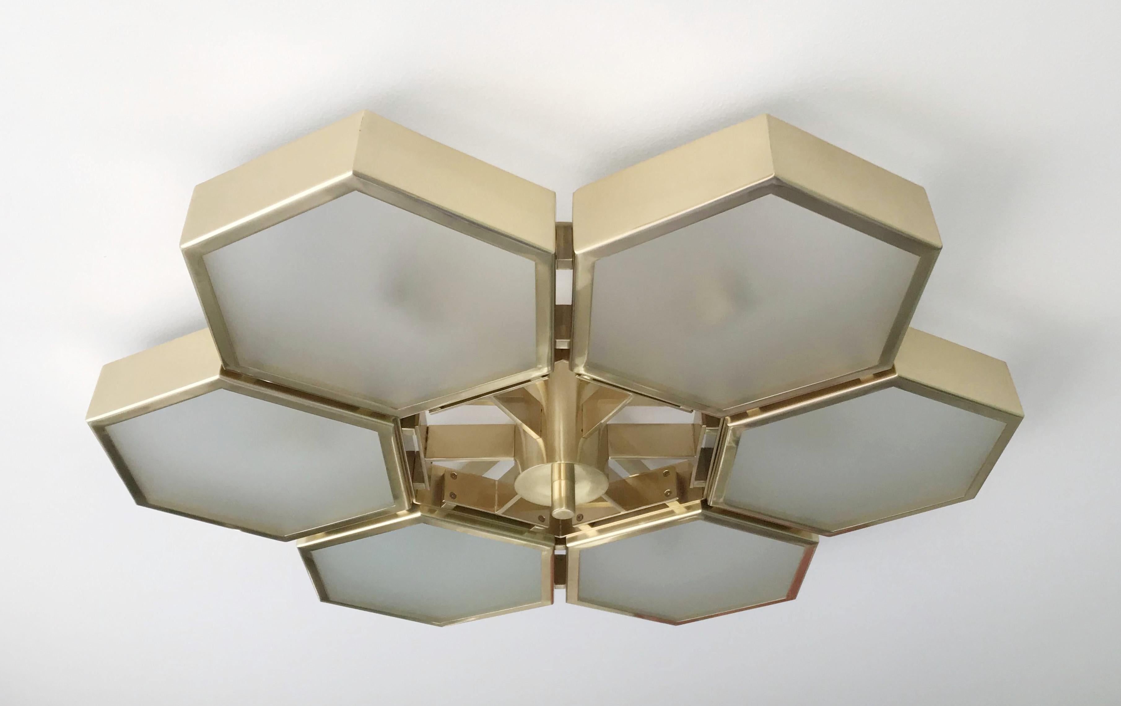Esagoni Flush Mount di Fabio Ltd In condizioni Nuovo in vendita a Los Angeles, CA