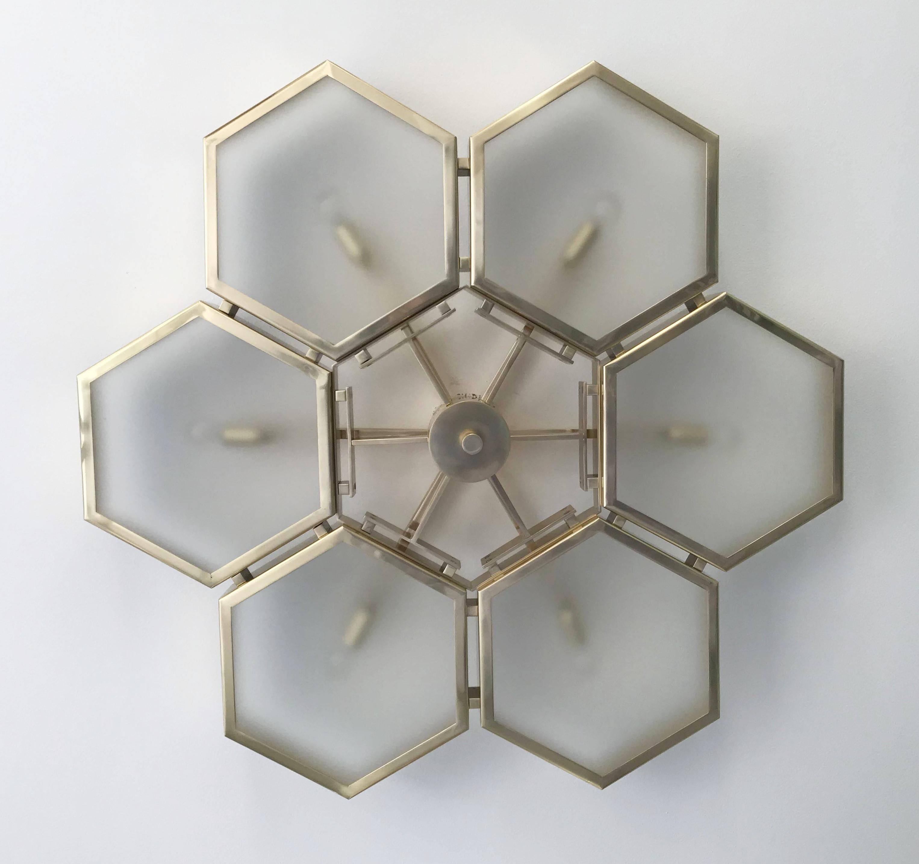 Esagoni Flush Mount di Fabio Ltd in vendita 2