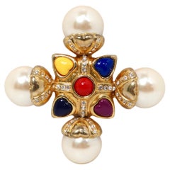 Escada Años 90 Broche Cruz Multicolor Perla Dorada
