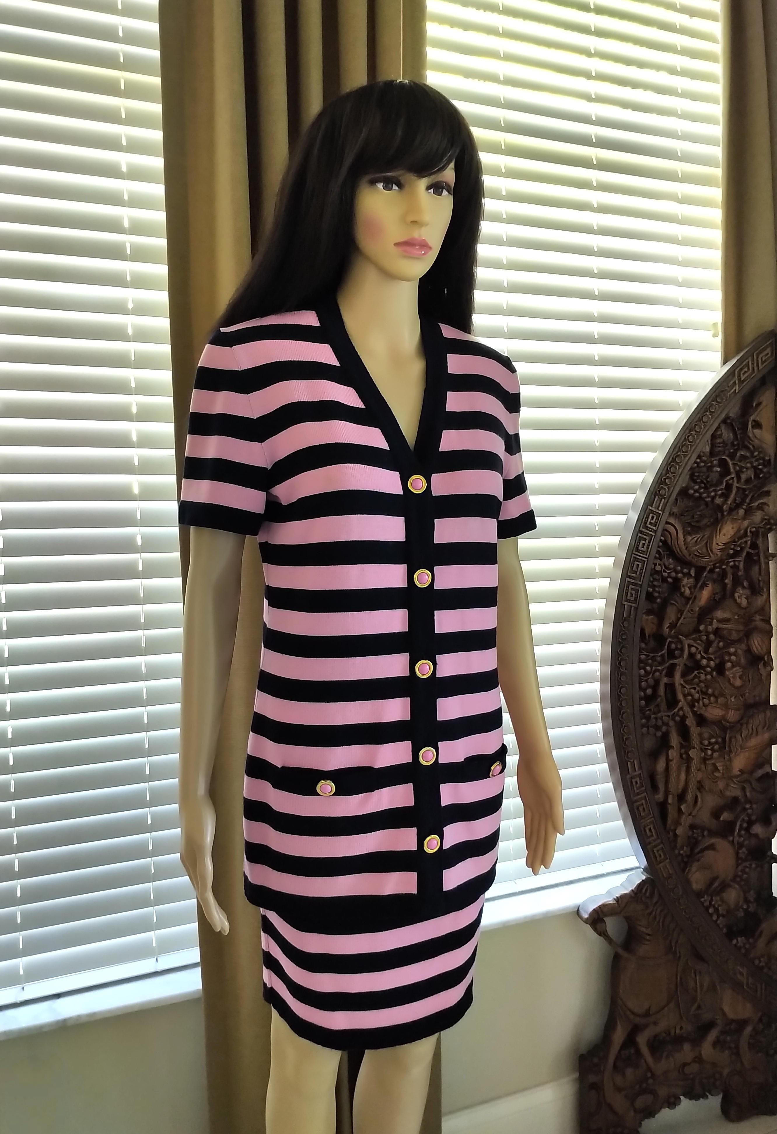 Escada 1990's Pink & Navy Logo Buttons Striped Jacket Skirt Suit 36/ 38 6 In Good Condition For Sale In Ormond Beach, FL