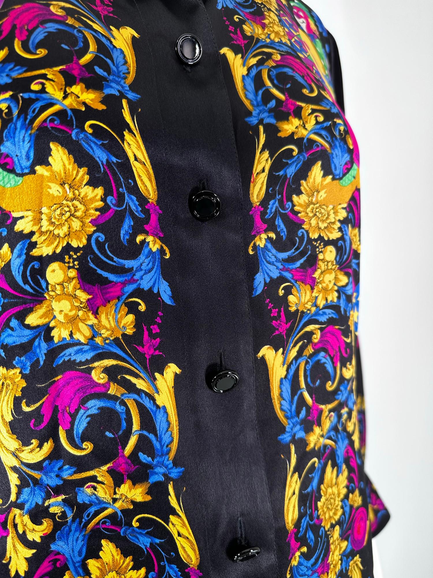 Escada 1990s Rare Margaretha Ley Escada Silk Print Collectable Blouse Clowns in vendita 7