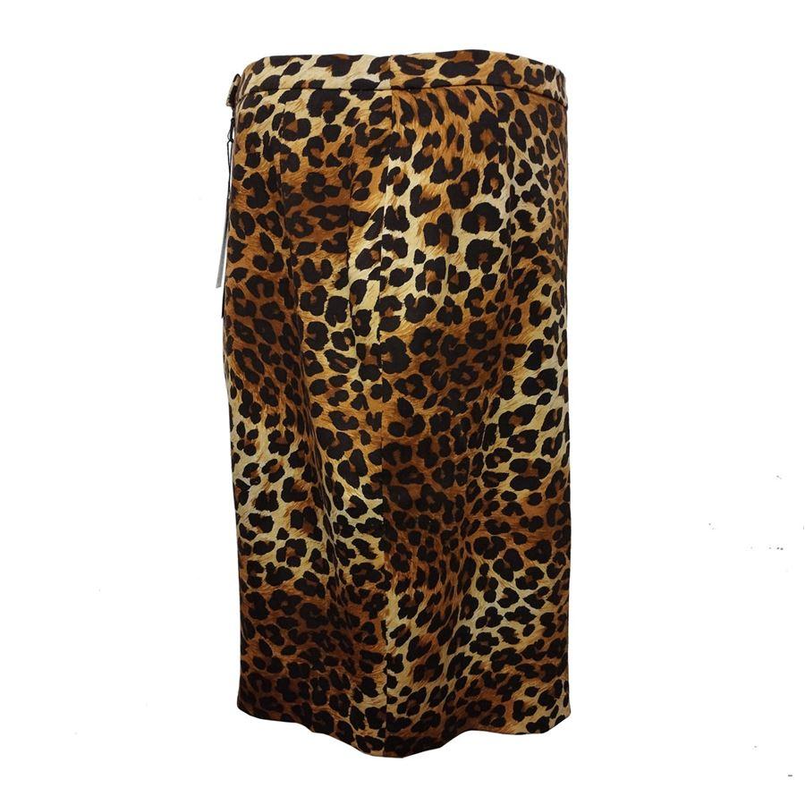 Wool (92%) nylon and elasthane Animalier pattern Total length cm 63 (248 inches) Waist cm 43 (1692 inches)  