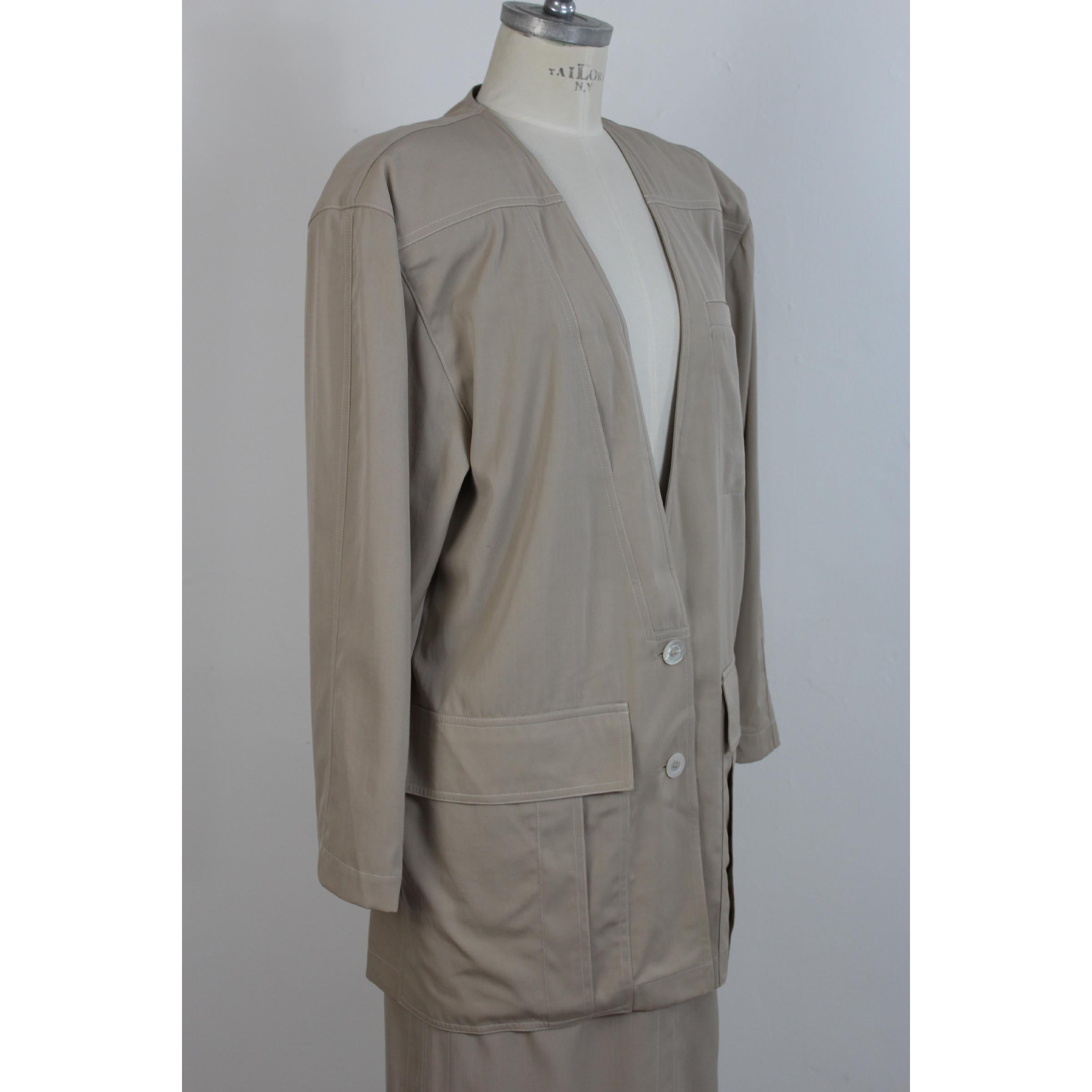 Women's Escada Beige Cotton Vintage Classic Skirt Suit 1990s  For Sale