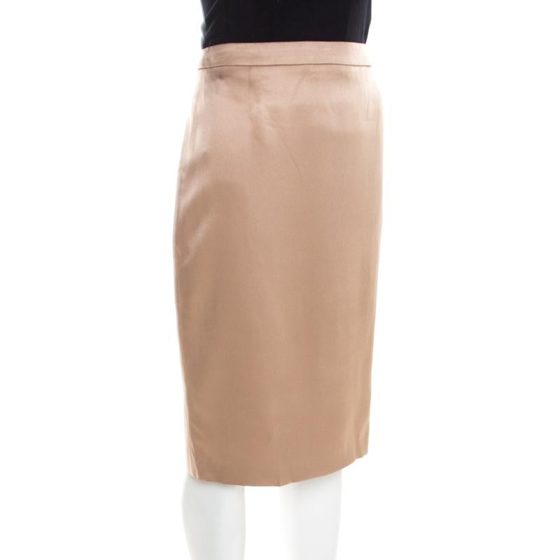 Escada Beige Silk Satin Tailored Pencil Skirt M In New Condition In Dubai, Al Qouz 2